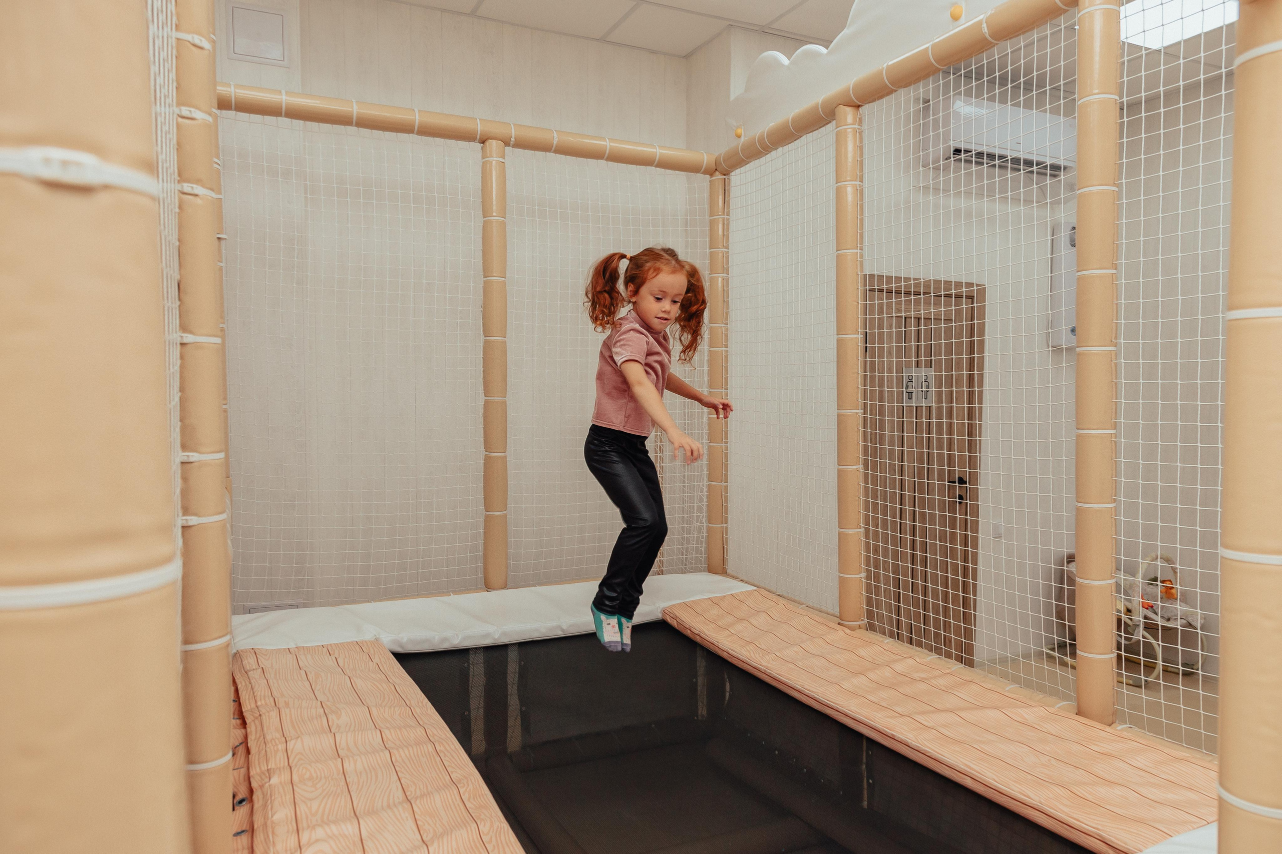 1 год в игровой. Фотограф Авилова Дарья ● Тюмень● Съемка больших семей ●Архив поколений