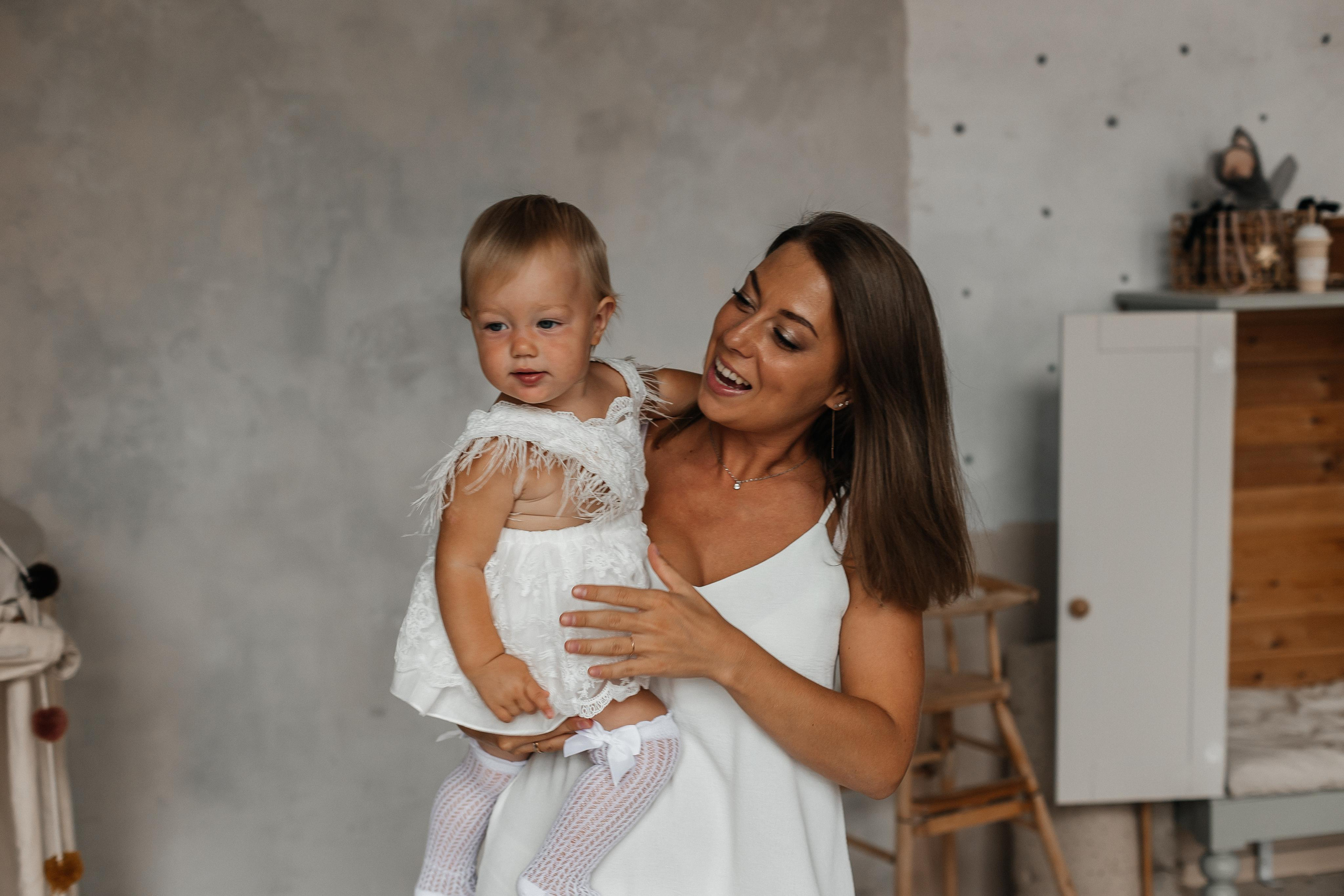 Семейная фотосессия (1 годик). Фотограф Авилова Дарья ● Тюмень● Съемка больших семей ●Архив поколений