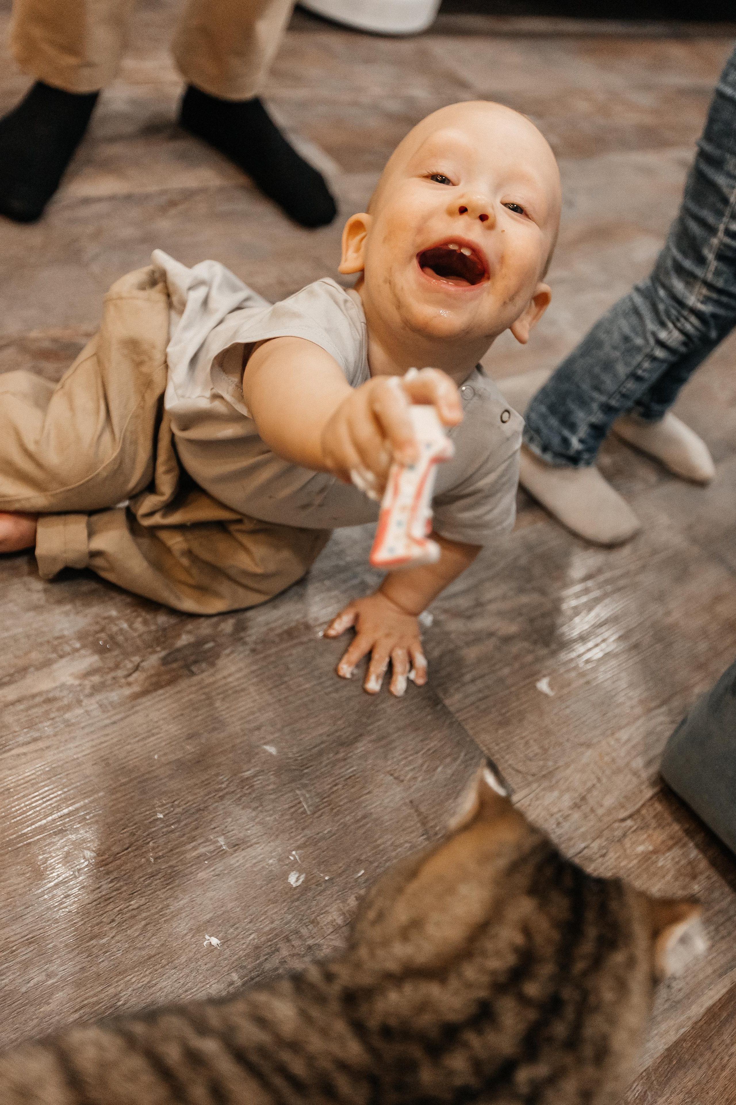 1 год дома. Фотограф Авилова Дарья ● Тюмень● Съемка больших семей ●Архив поколений