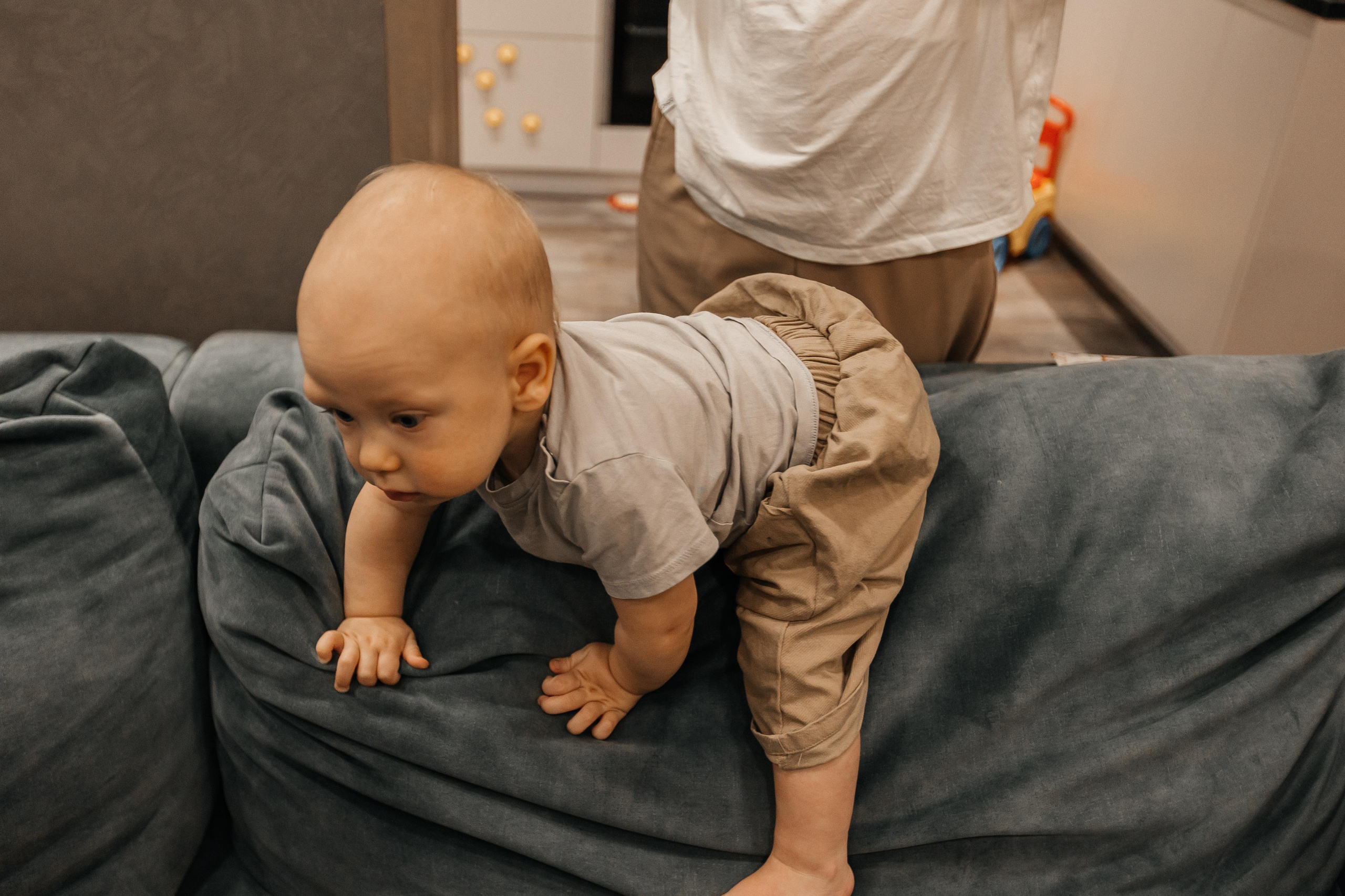 1 год дома. Фотограф Авилова Дарья ● Тюмень● Съемка больших семей ●Архив поколений