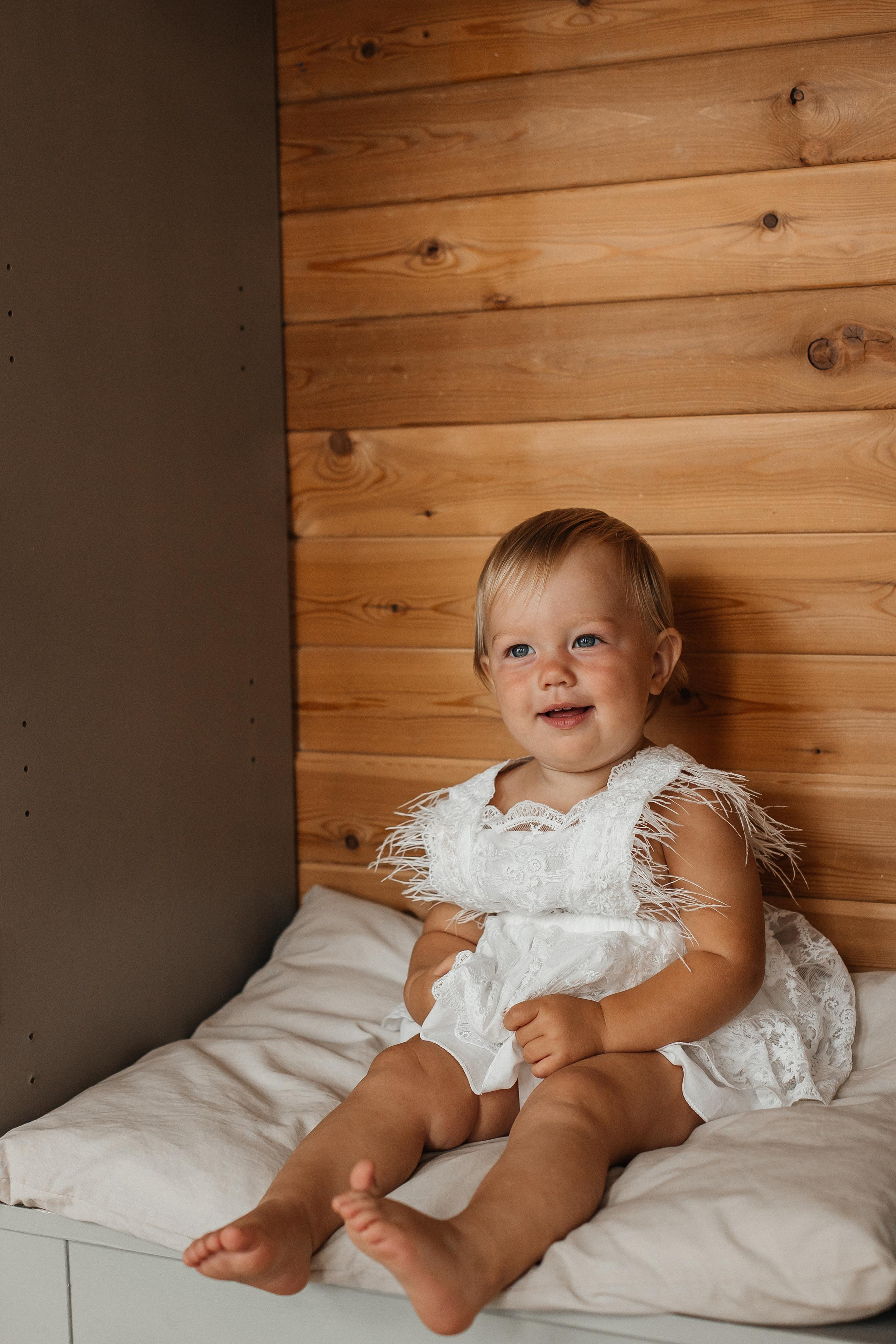 Семейная фотосессия (1 годик). Фотограф Авилова Дарья ● Тюмень● Съемка больших семей ●Архив поколений