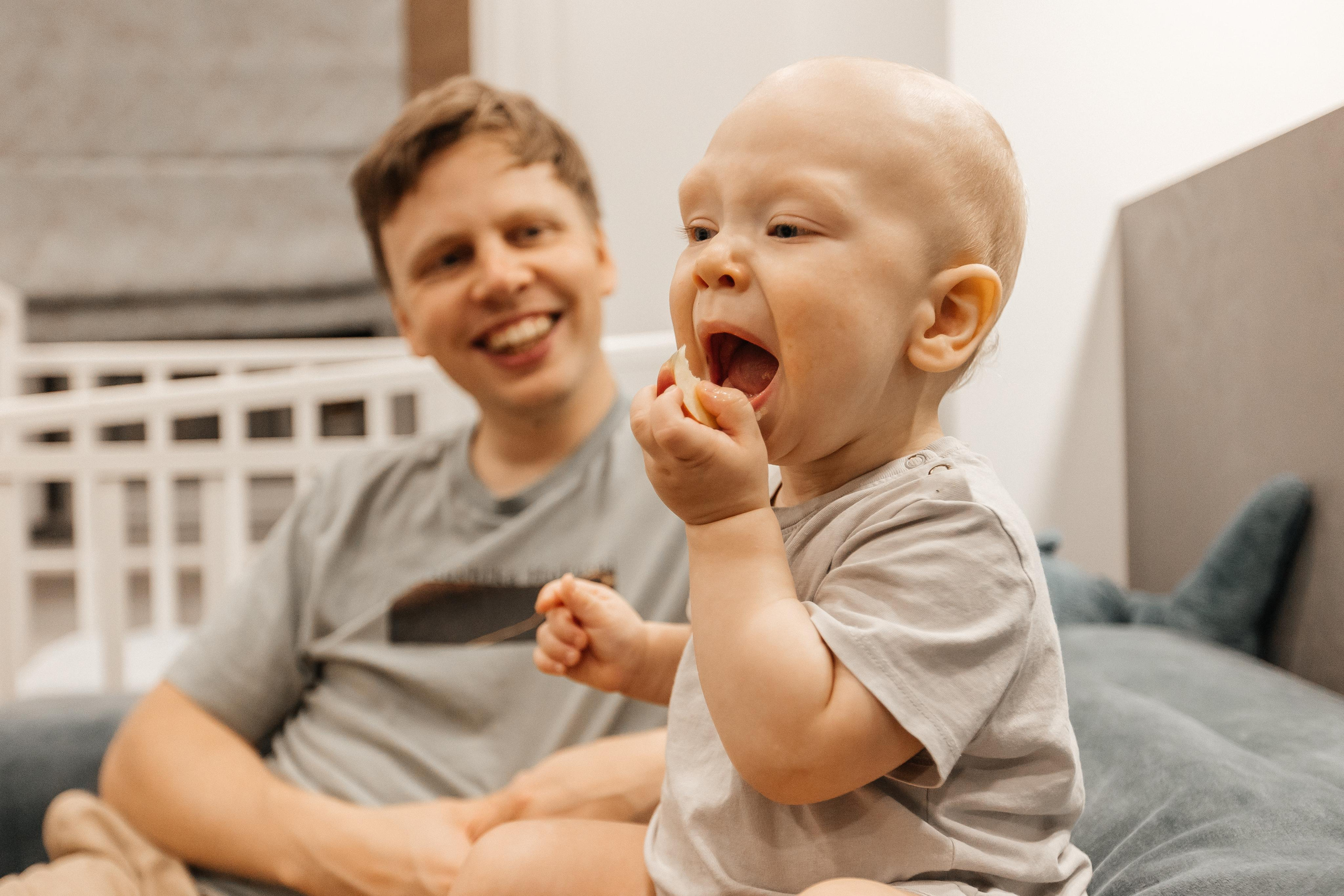 1 год дома. Фотограф Авилова Дарья ● Тюмень● Съемка больших семей ●Архив поколений