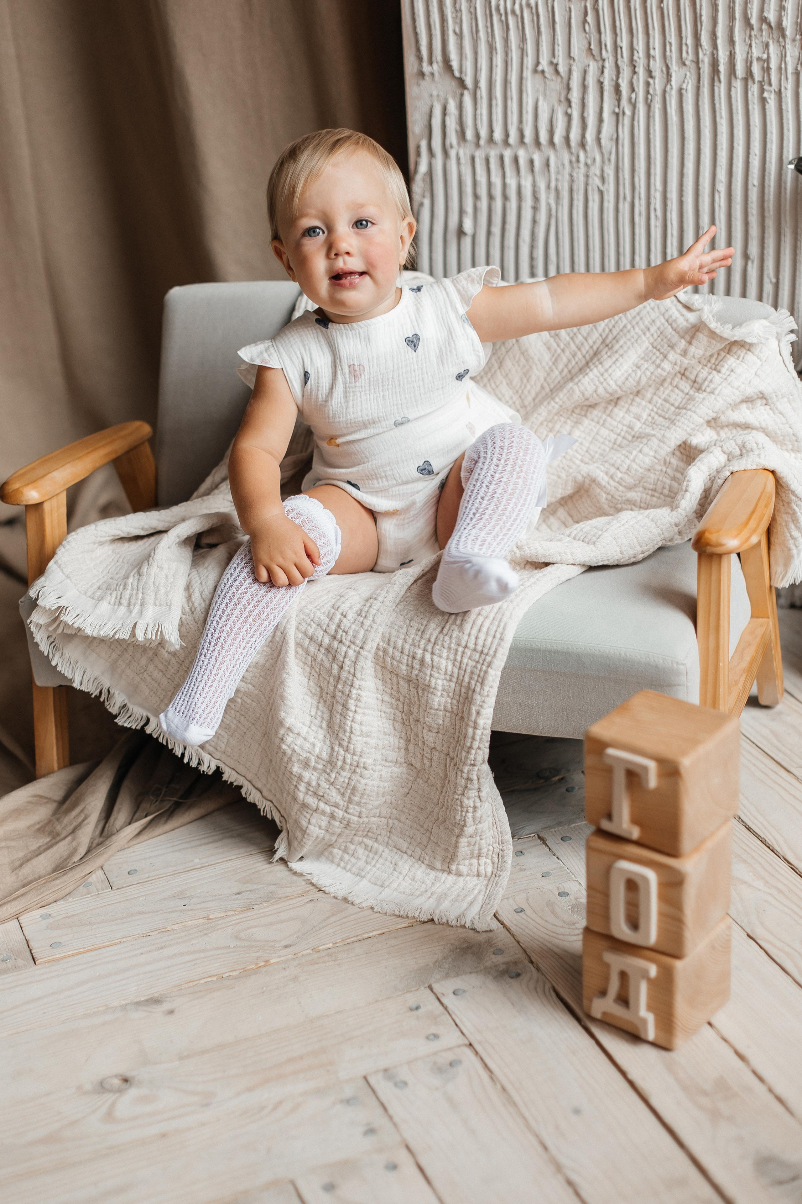 Семейная фотосессия (1 годик). Фотограф Авилова Дарья ● Тюмень● Съемка больших семей ●Архив поколений