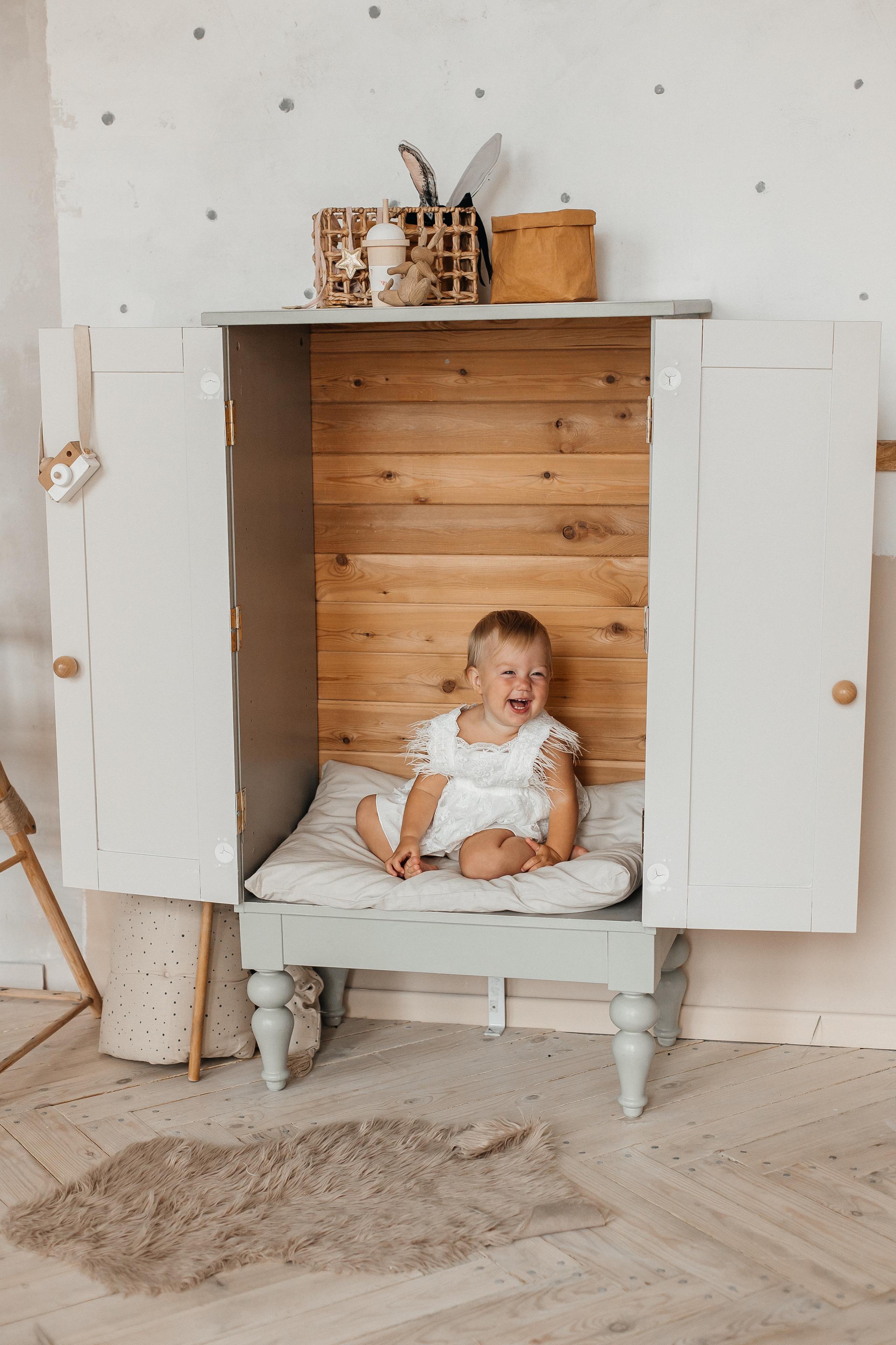 Семейная фотосессия (1 годик). Фотограф Авилова Дарья ● Тюмень● Съемка больших семей ●Архив поколений