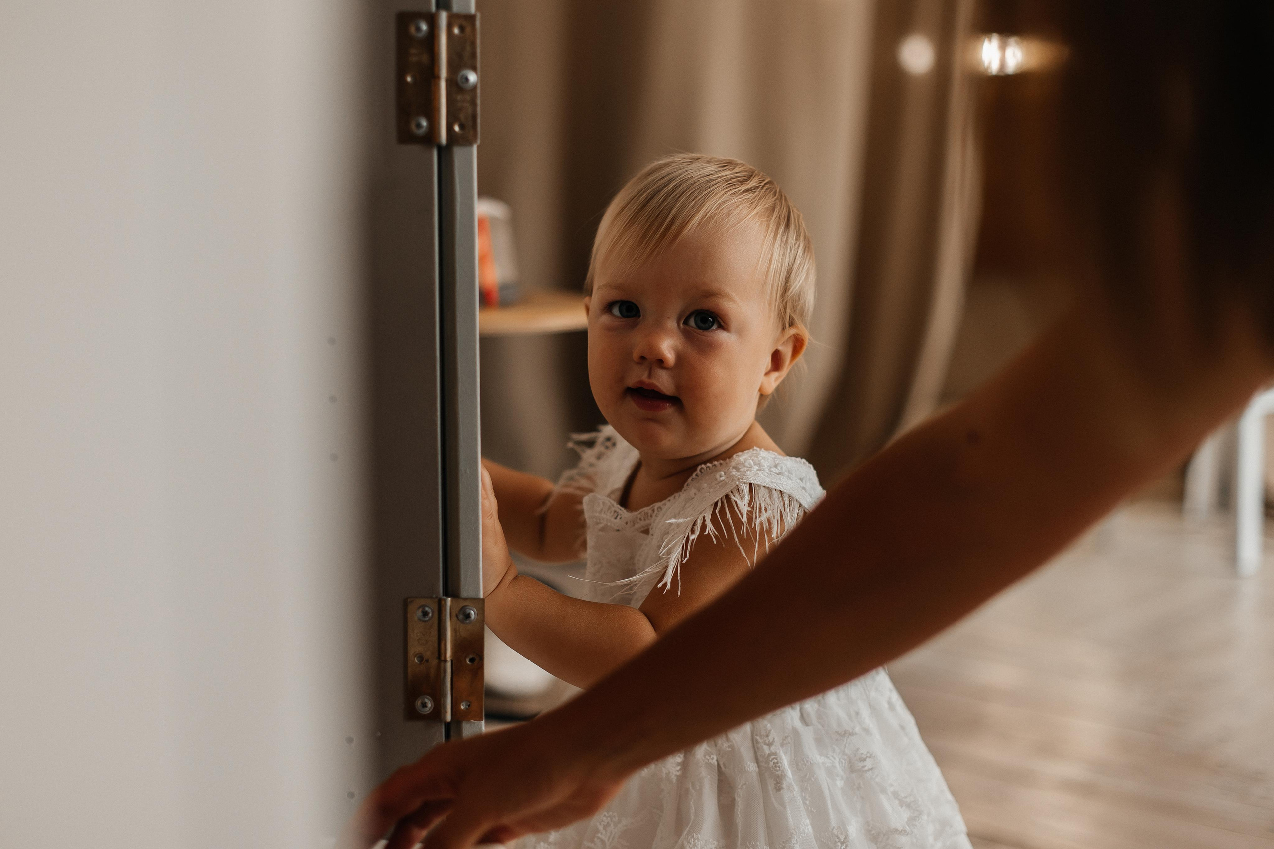 Семейная фотосессия (1 годик). Фотограф Авилова Дарья ● Тюмень● Съемка больших семей ●Архив поколений