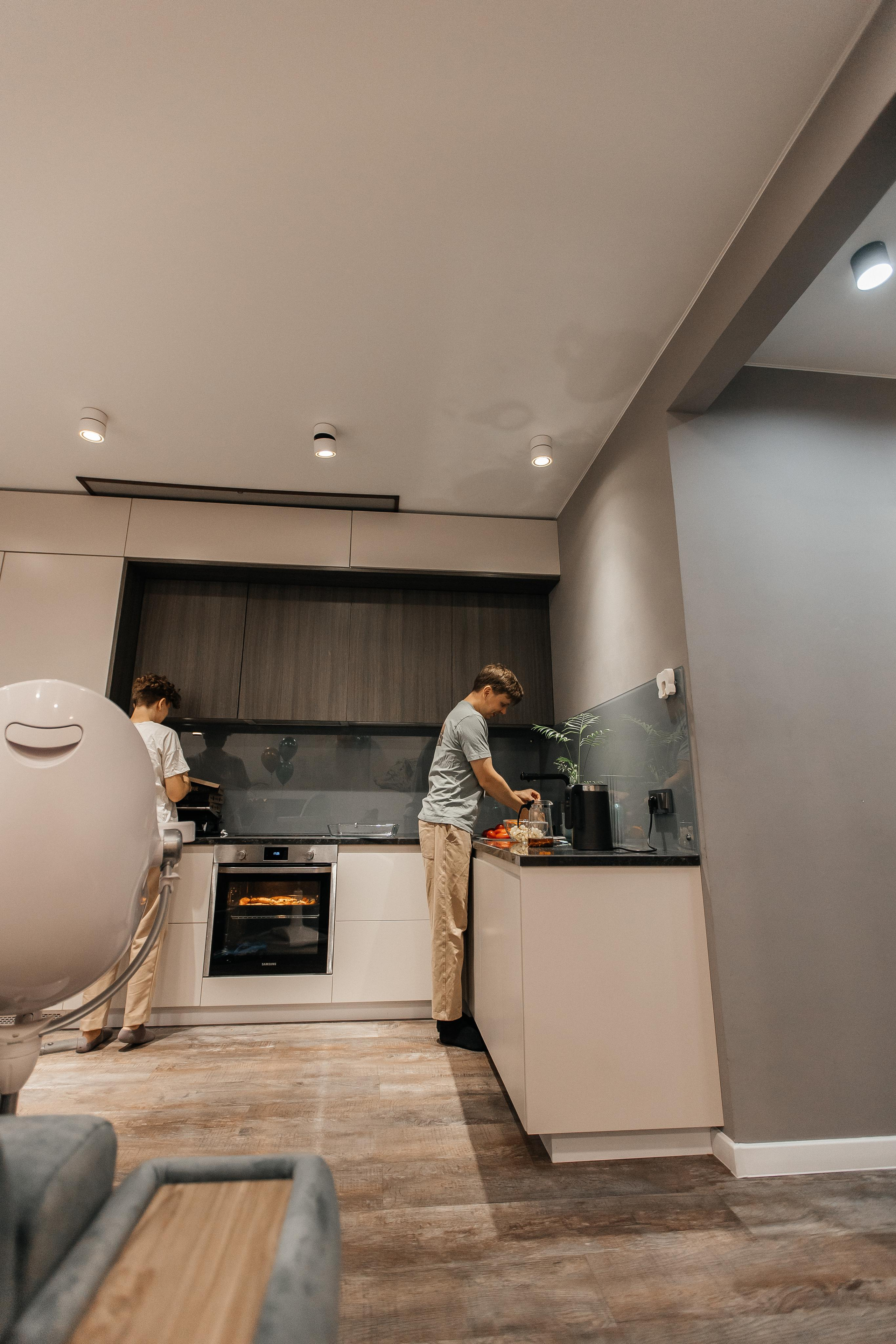 1 год дома. Фотограф Авилова Дарья ● Тюмень● Съемка больших семей ●Архив поколений