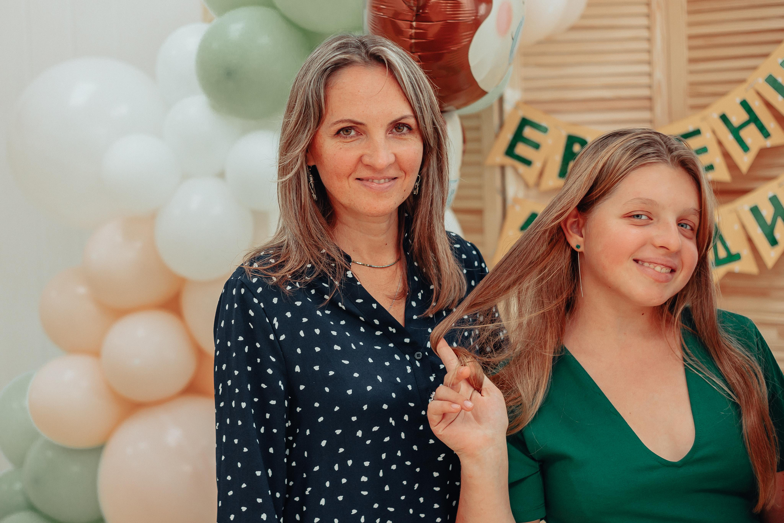 1 год в игровой. Фотограф Авилова Дарья ● Тюмень● Съемка больших семей ●Архив поколений