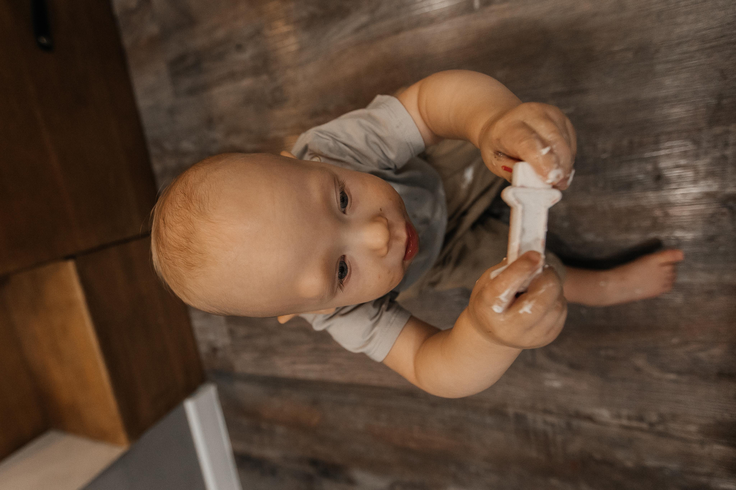 1 год дома. Фотограф Авилова Дарья ● Тюмень● Съемка больших семей ●Архив поколений