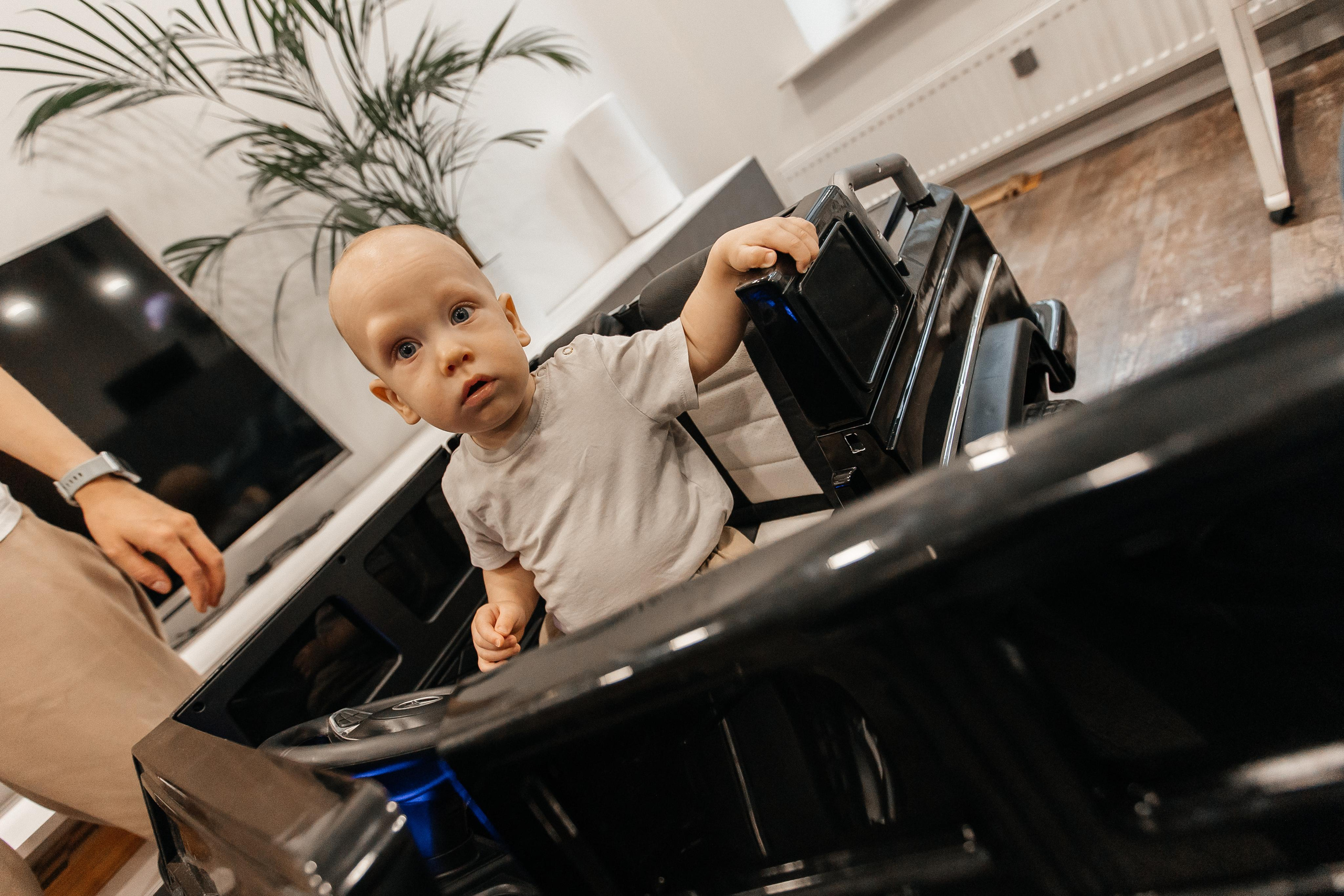 1 год дома. Фотограф Авилова Дарья ● Тюмень● Съемка больших семей ●Архив поколений