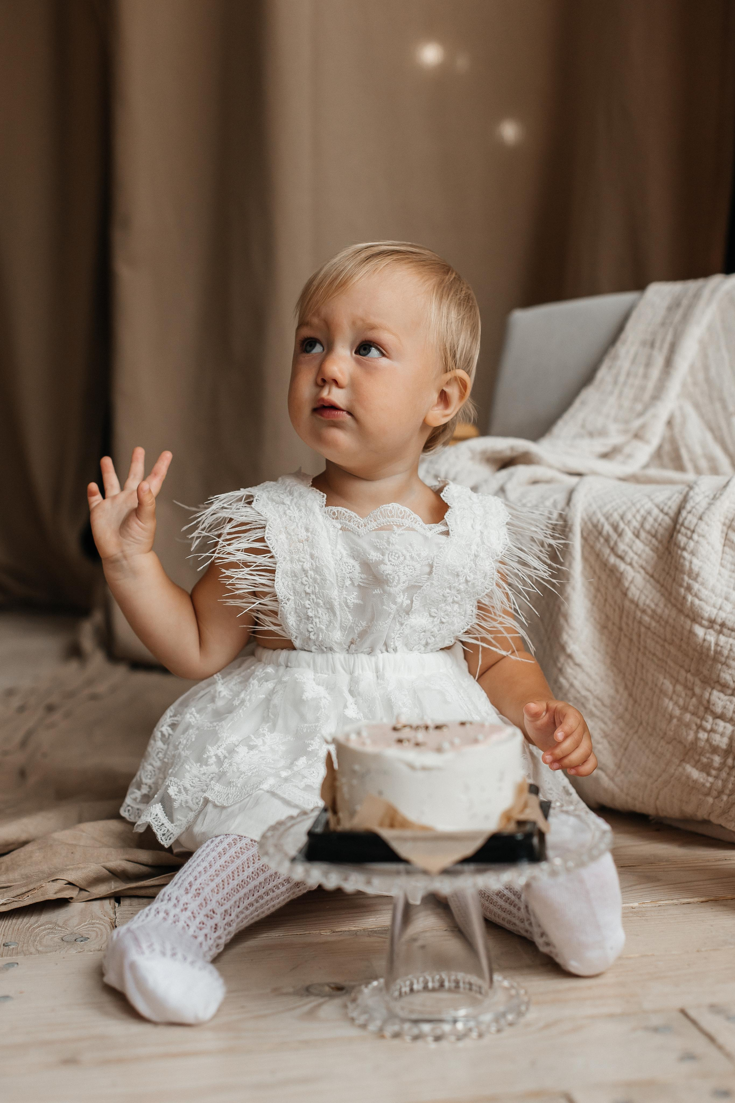 Семейная фотосессия (1 годик). Фотограф Авилова Дарья ● Тюмень● Съемка больших семей ●Архив поколений