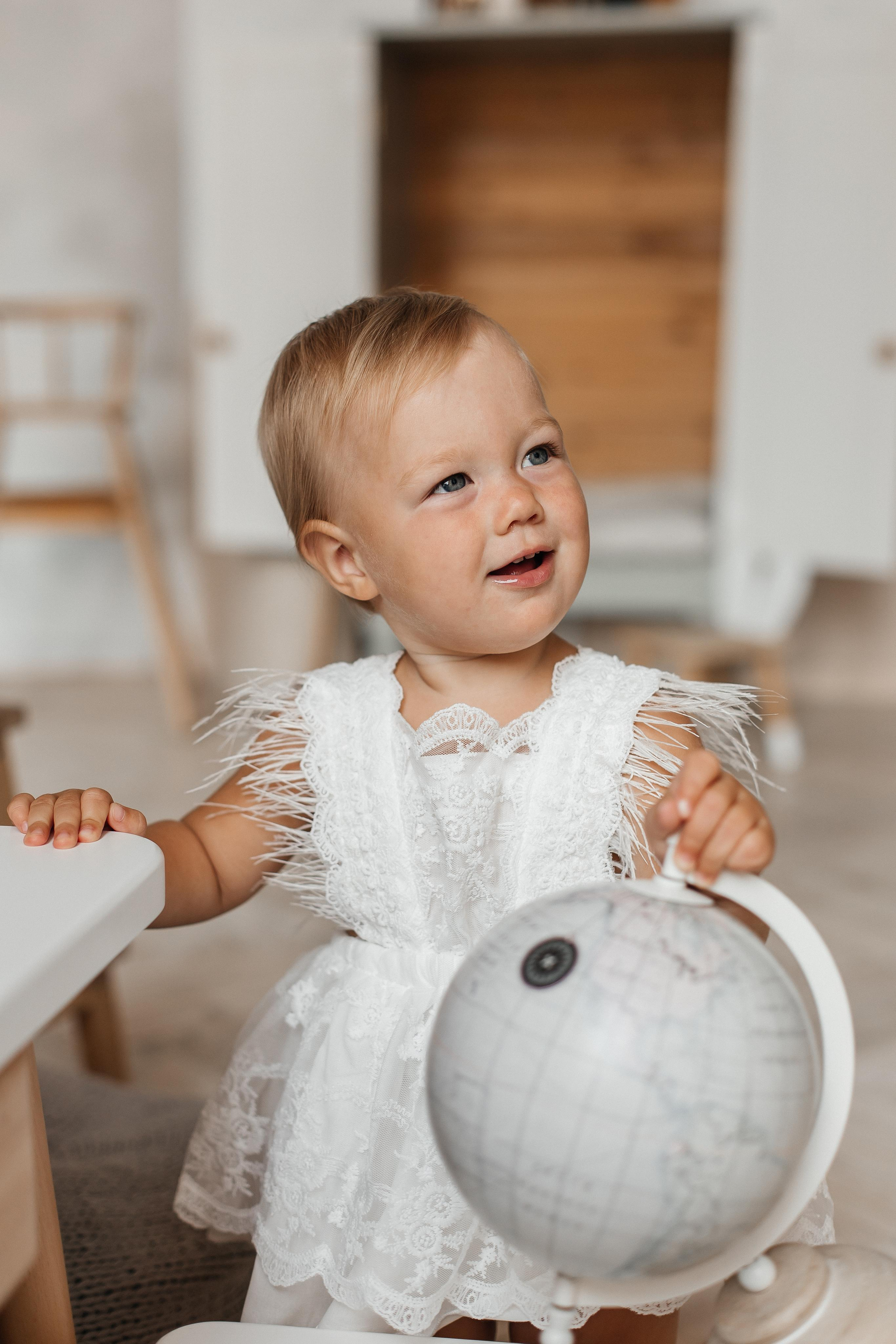 Семейная фотосессия (1 годик). Фотограф Авилова Дарья ● Тюмень● Съемка больших семей ●Архив поколений