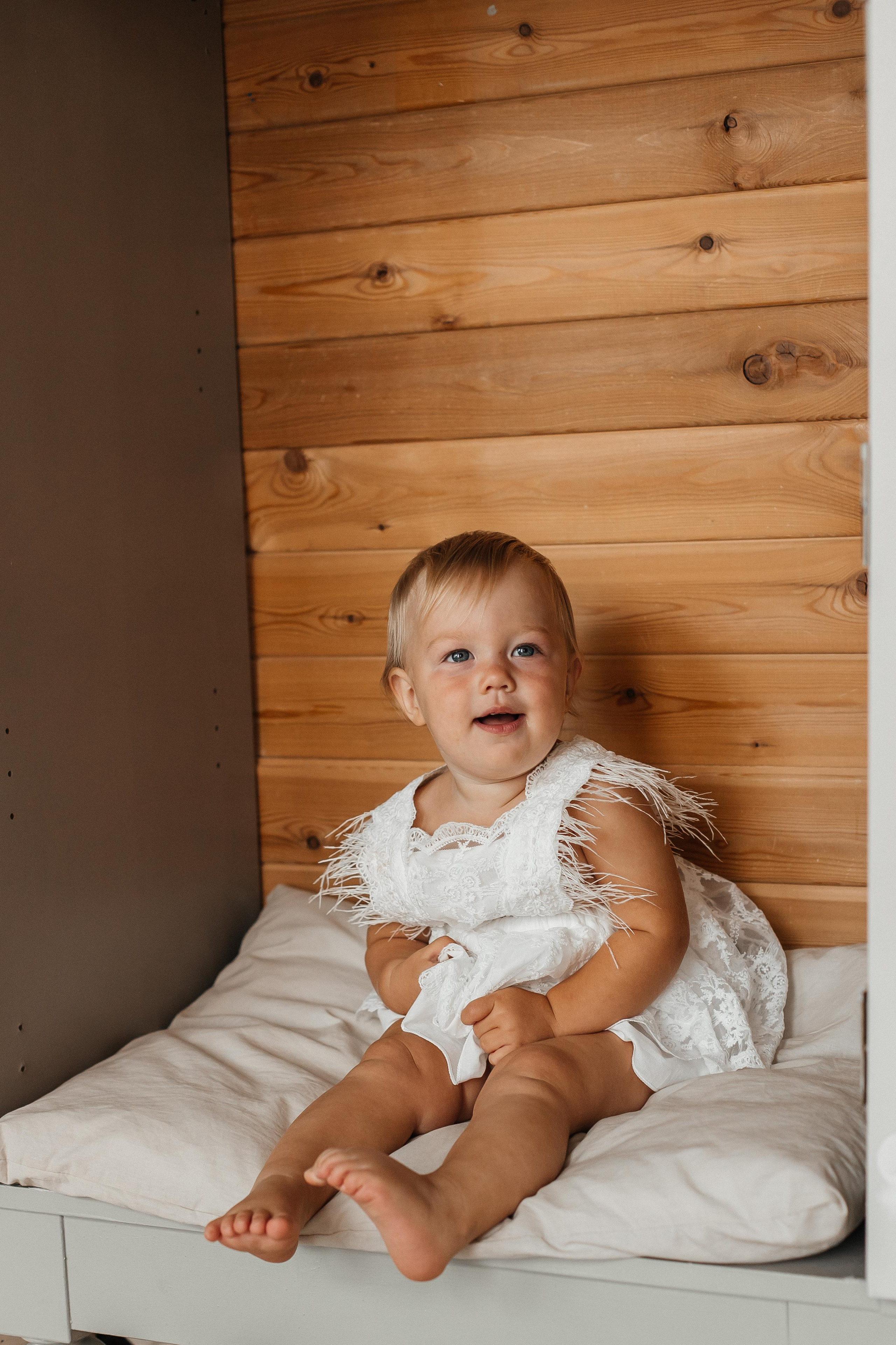 Семейная фотосессия (1 годик). Фотограф Авилова Дарья ● Тюмень● Съемка больших семей ●Архив поколений