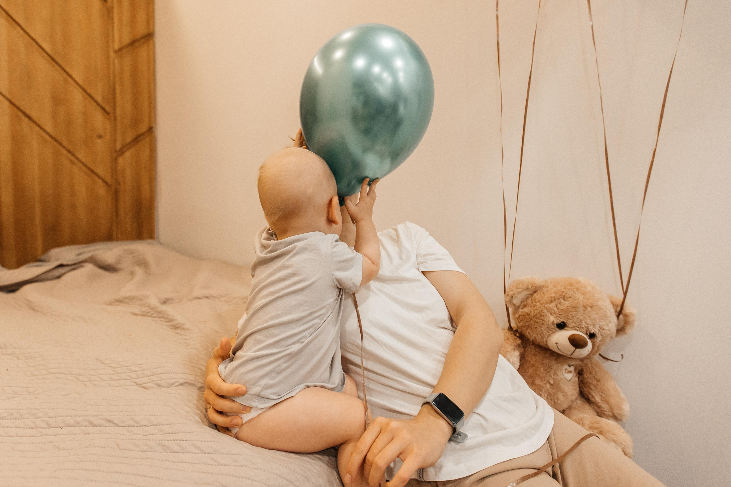 1 год дома. Фотограф Авилова Дарья ● Тюмень● Съемка больших семей ●Архив поколений