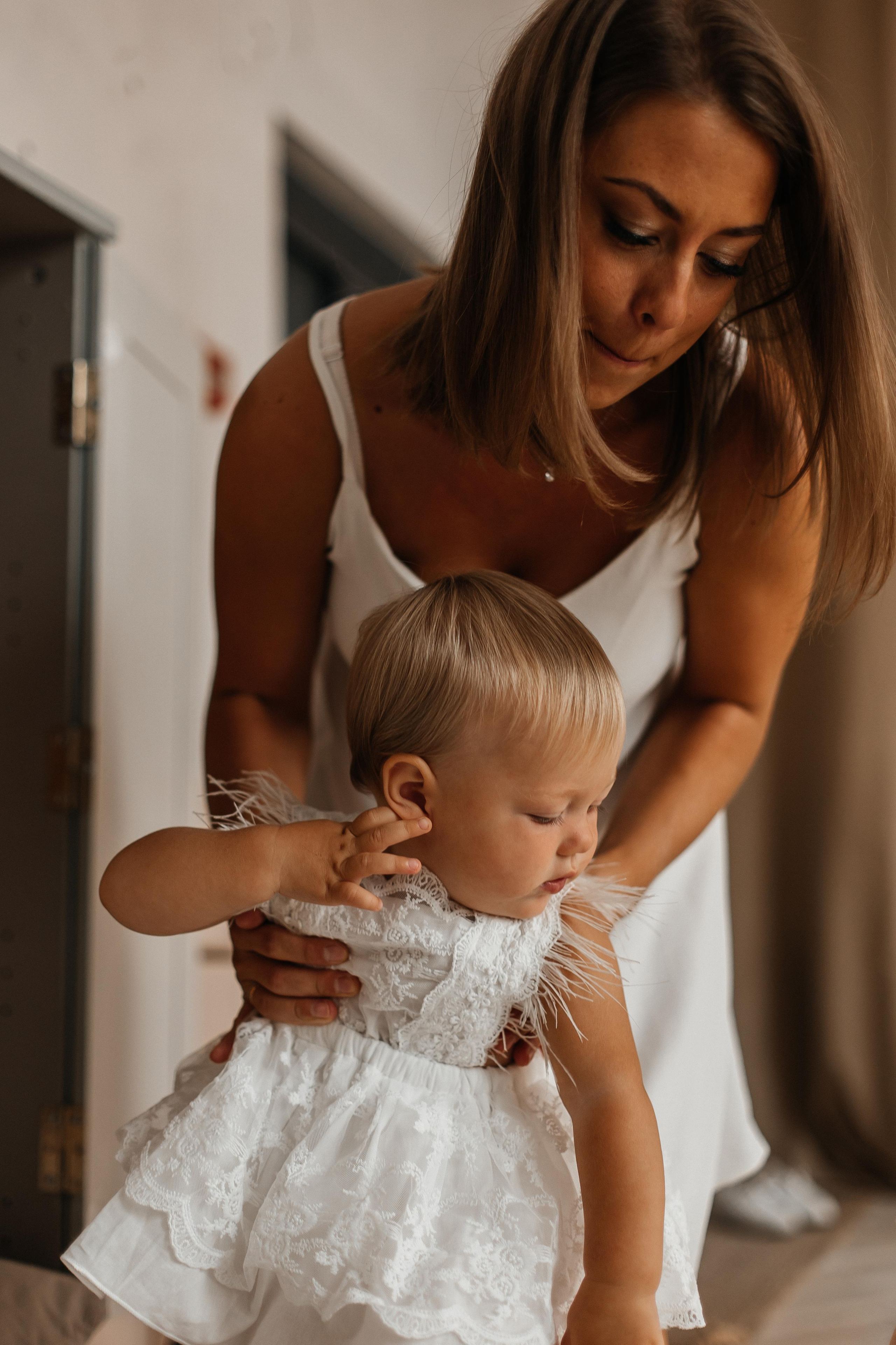 Семейная фотосессия (1 годик). Фотограф Авилова Дарья ● Тюмень● Съемка больших семей ●Архив поколений