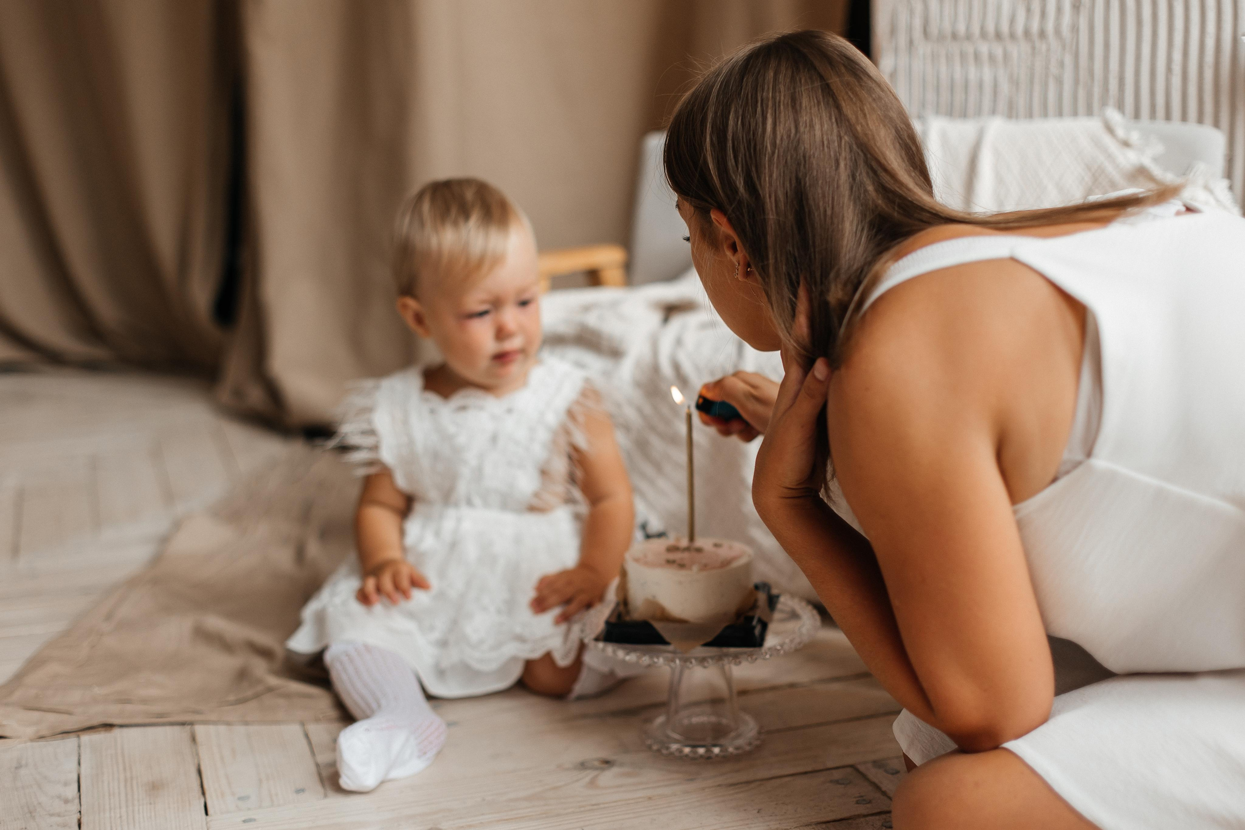 Семейная фотосессия (1 годик). Фотограф Авилова Дарья ● Тюмень● Съемка больших семей ●Архив поколений