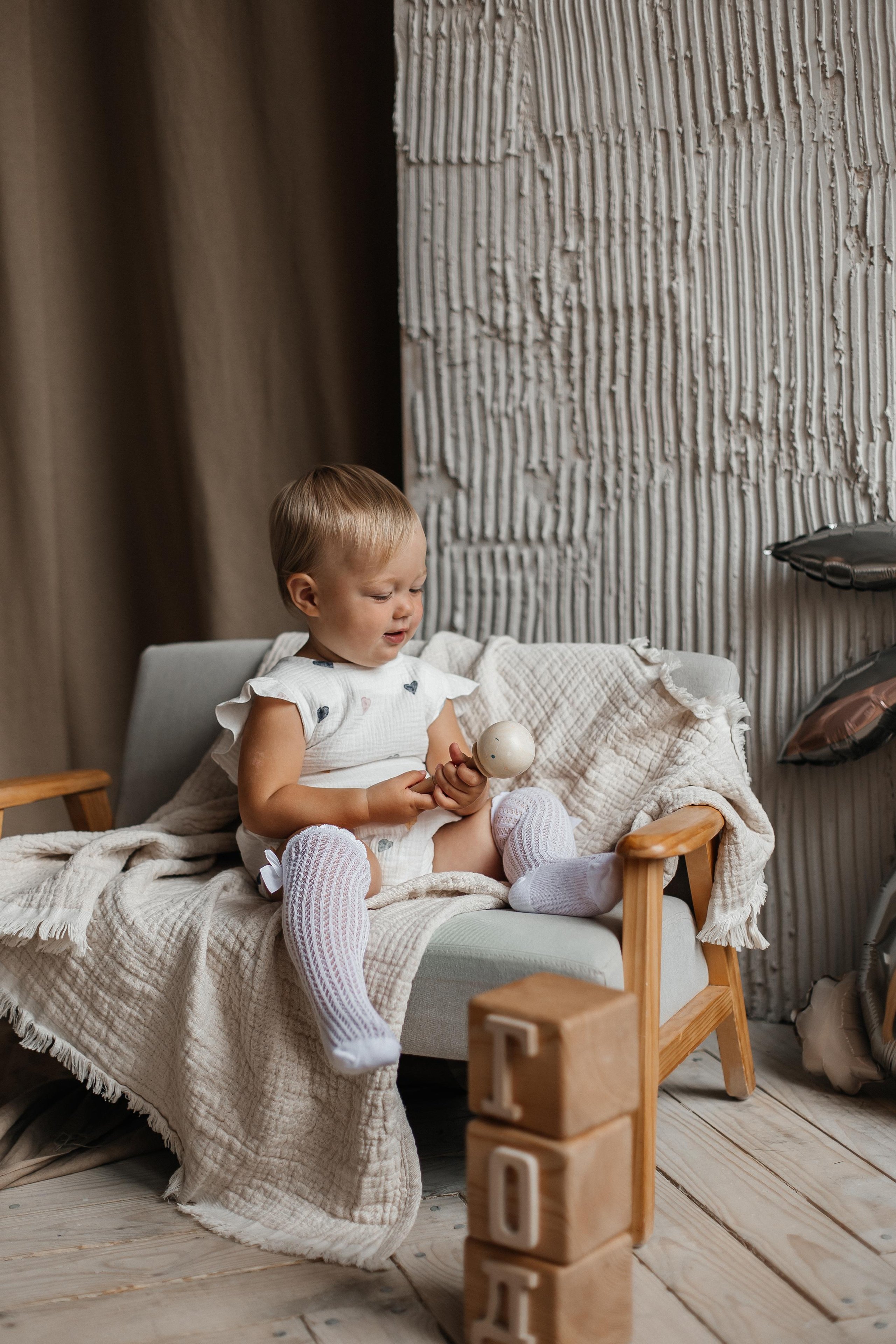 Семейная фотосессия (1 годик). Фотограф Авилова Дарья ● Тюмень● Съемка больших семей ●Архив поколений