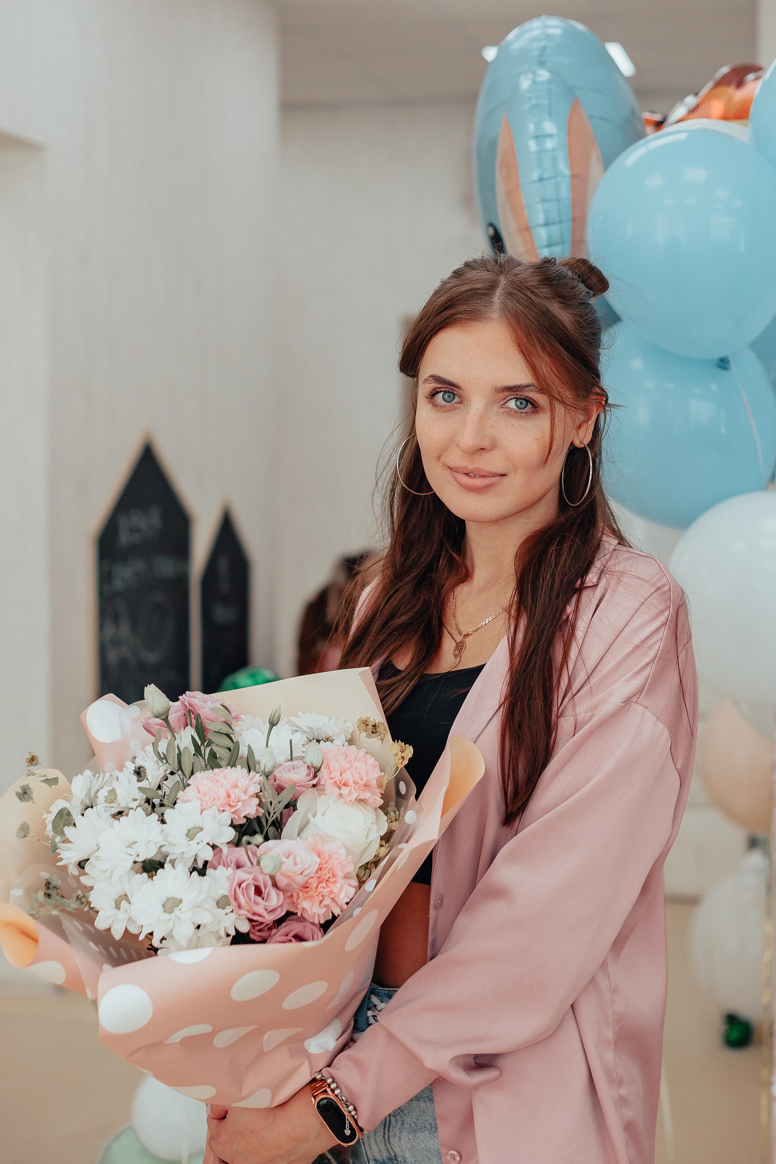 1 год в игровой. Фотограф Авилова Дарья ● Тюмень● Съемка больших семей ●Архив поколений