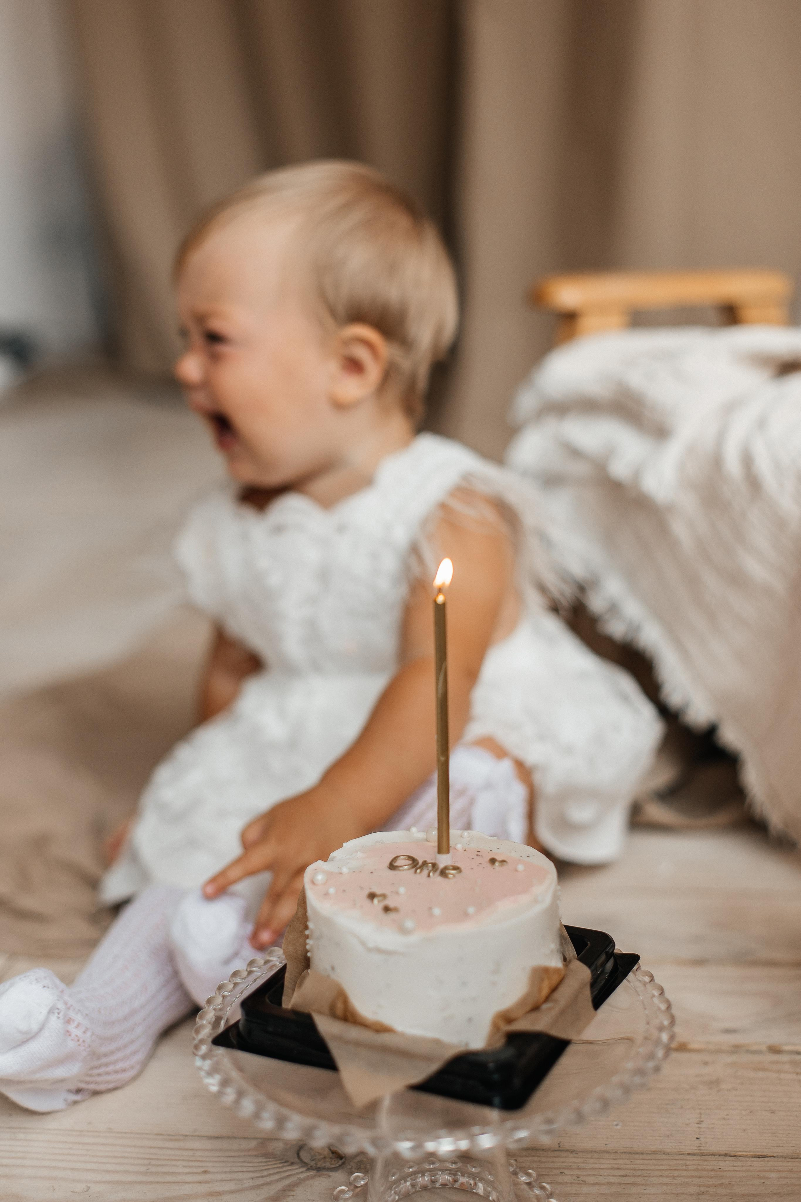 Семейная фотосессия (1 годик). Фотограф Авилова Дарья ● Тюмень● Съемка больших семей ●Архив поколений