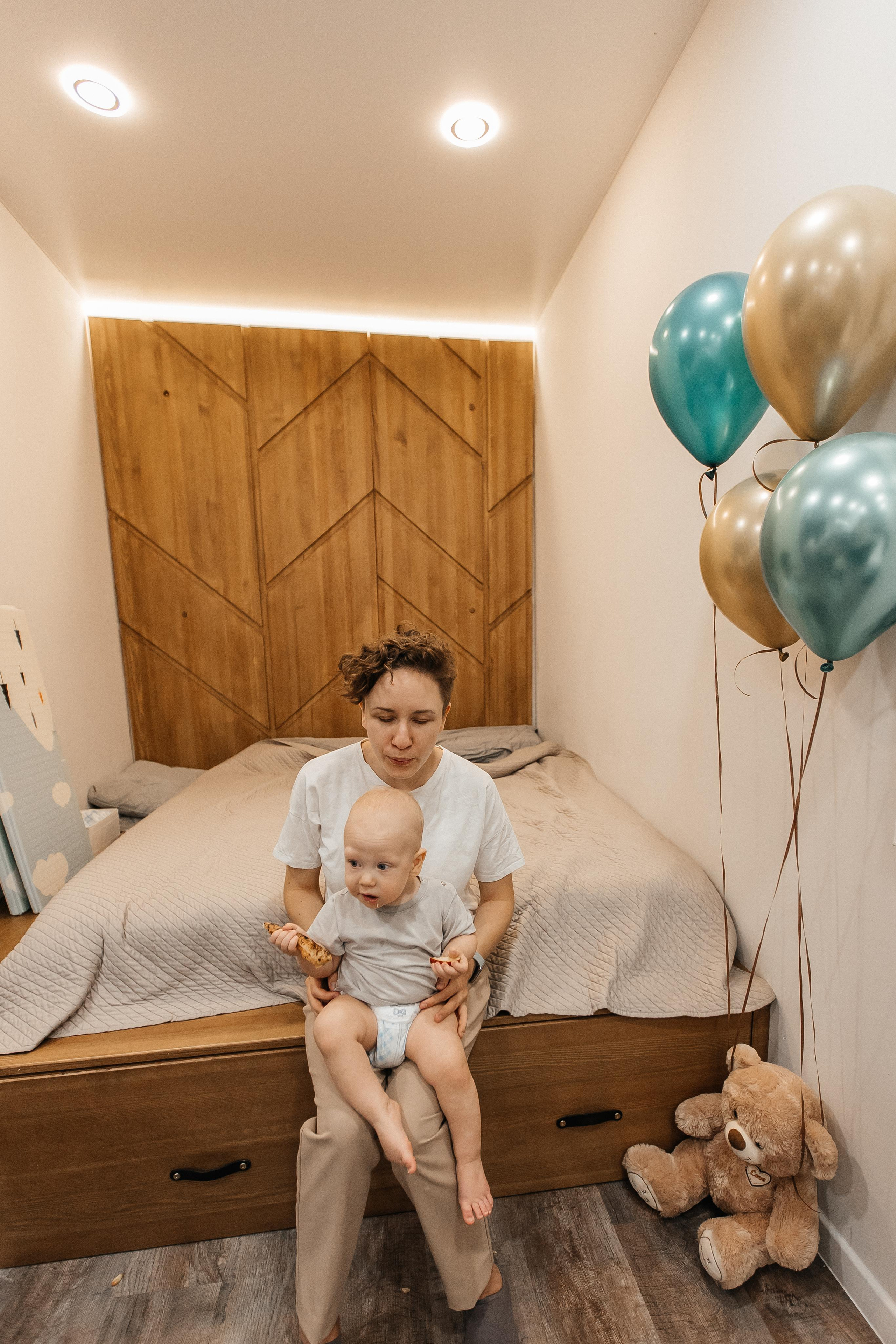 1 год дома. Фотограф Авилова Дарья ● Тюмень● Съемка больших семей ●Архив поколений