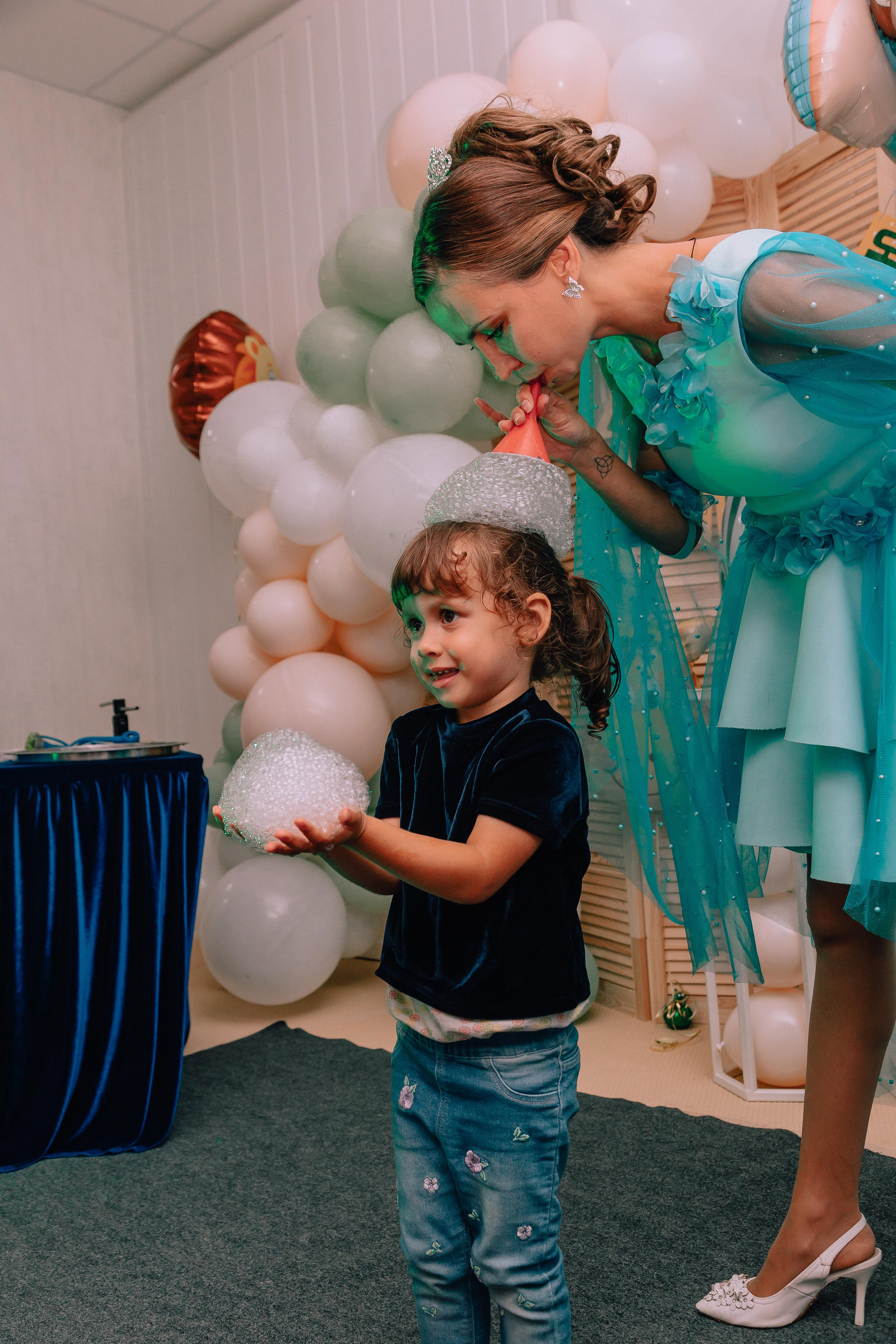 1 год в игровой. Фотограф Авилова Дарья ● Тюмень● Съемка больших семей ●Архив поколений