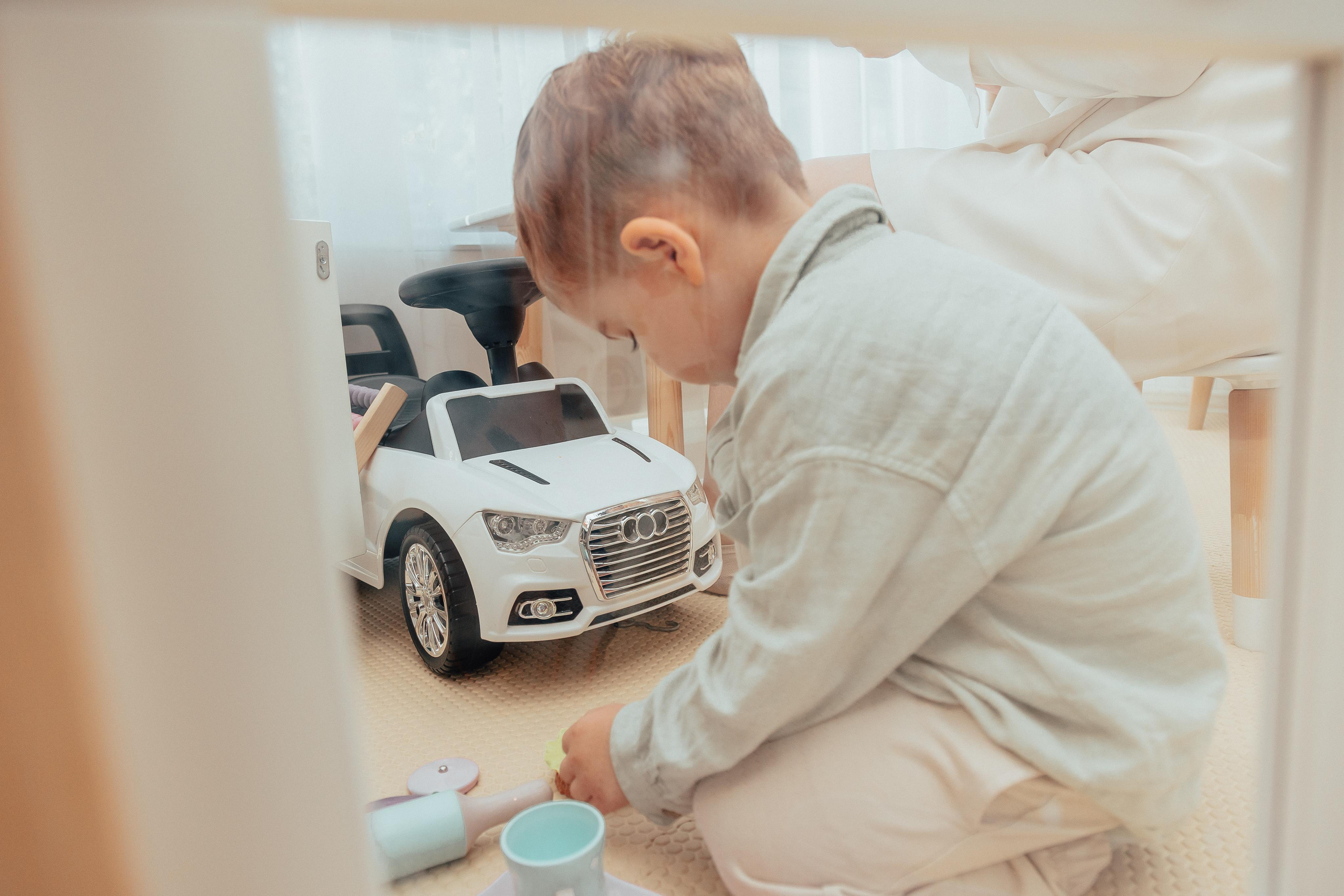 1 год в игровой. Фотограф Авилова Дарья ● Тюмень● Съемка больших семей ●Архив поколений