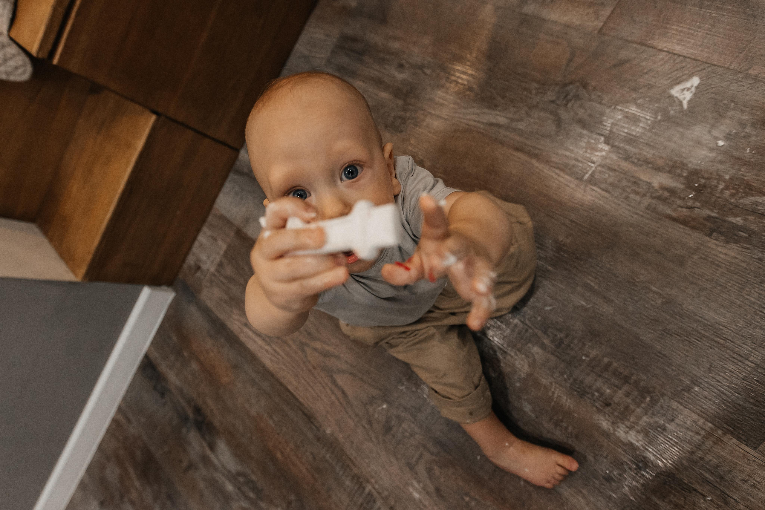 1 год дома. Фотограф Авилова Дарья ● Тюмень● Съемка больших семей ●Архив поколений