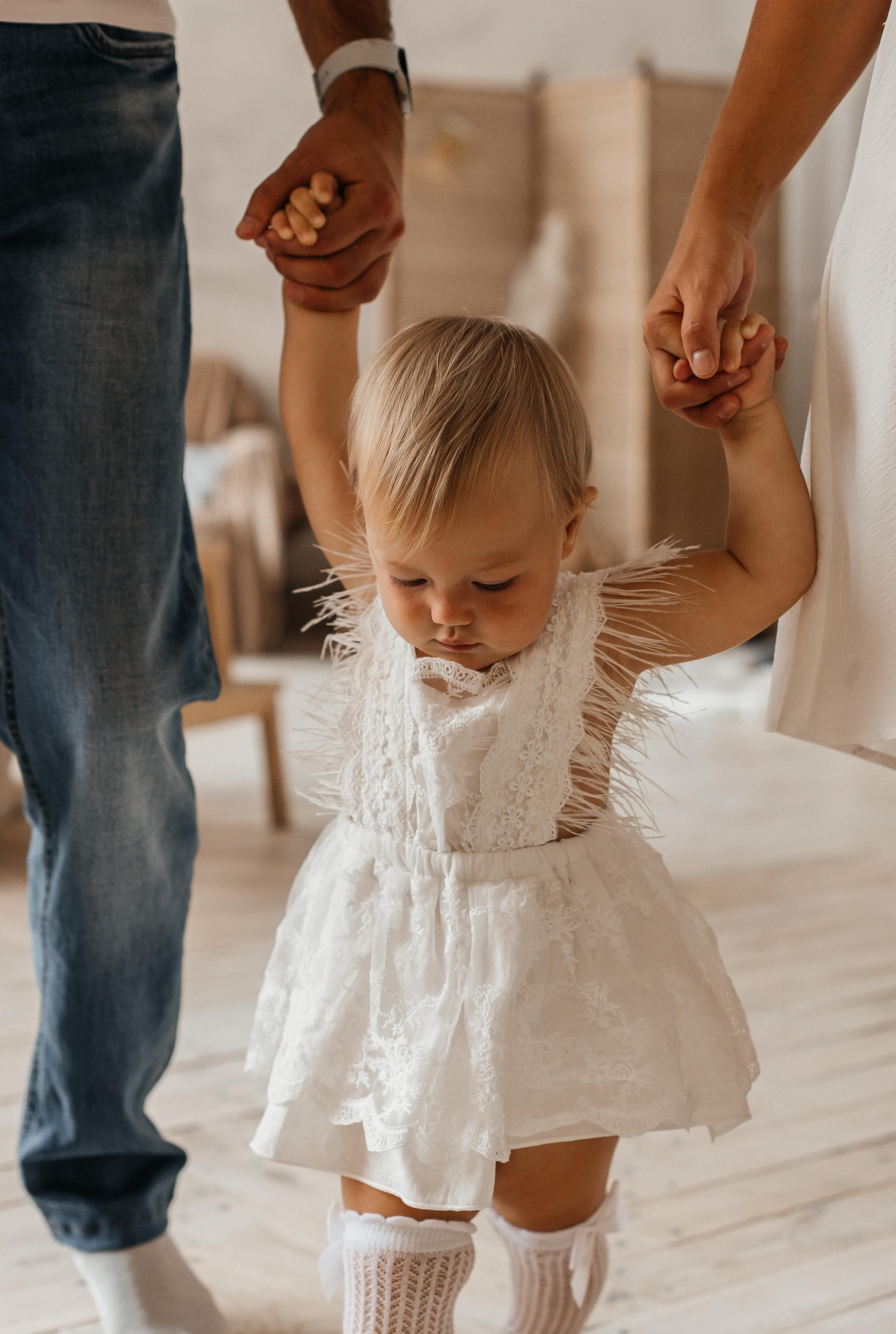 Семейная фотосессия (1 годик). Фотограф Авилова Дарья ● Тюмень● Съемка больших семей ●Архив поколений