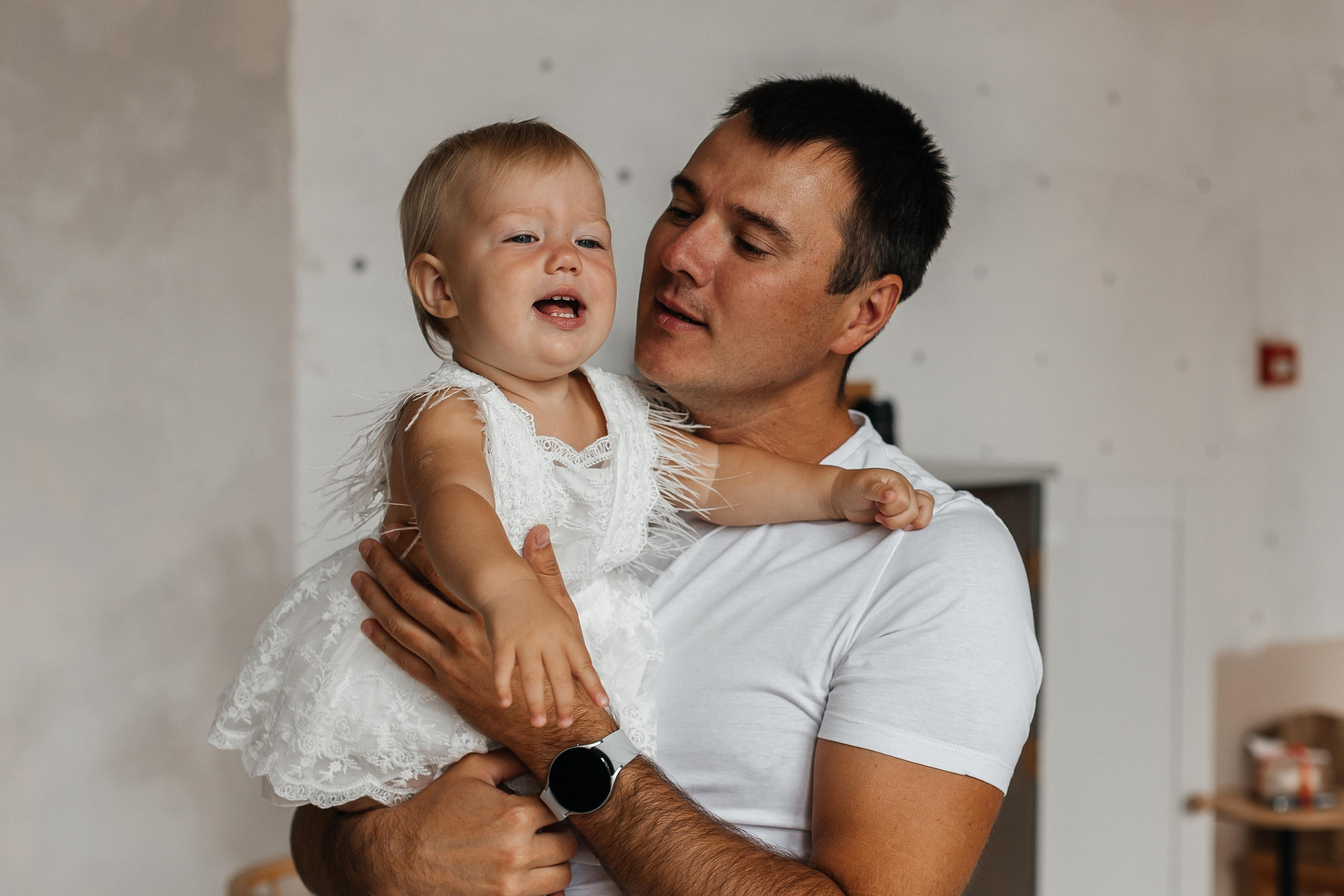 Семейная фотосессия (1 годик). Фотограф Авилова Дарья ● Тюмень● Съемка больших семей ●Архив поколений