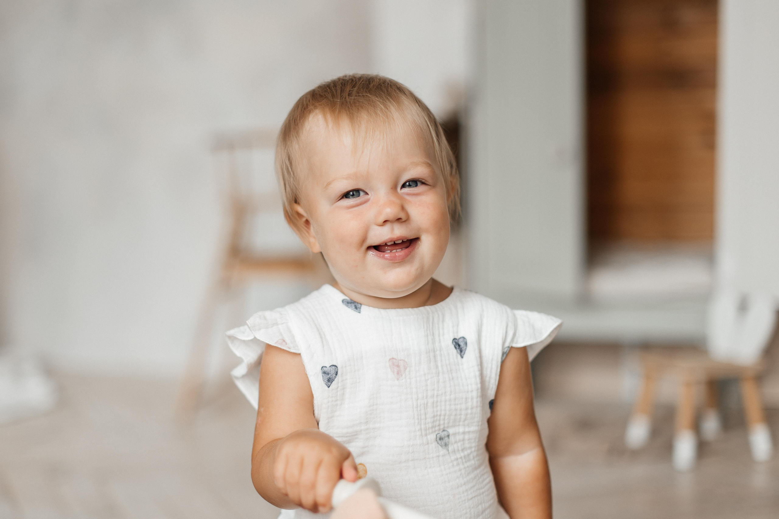 Семейная фотосессия (1 годик). Фотограф Авилова Дарья ● Тюмень● Съемка больших семей ●Архив поколений