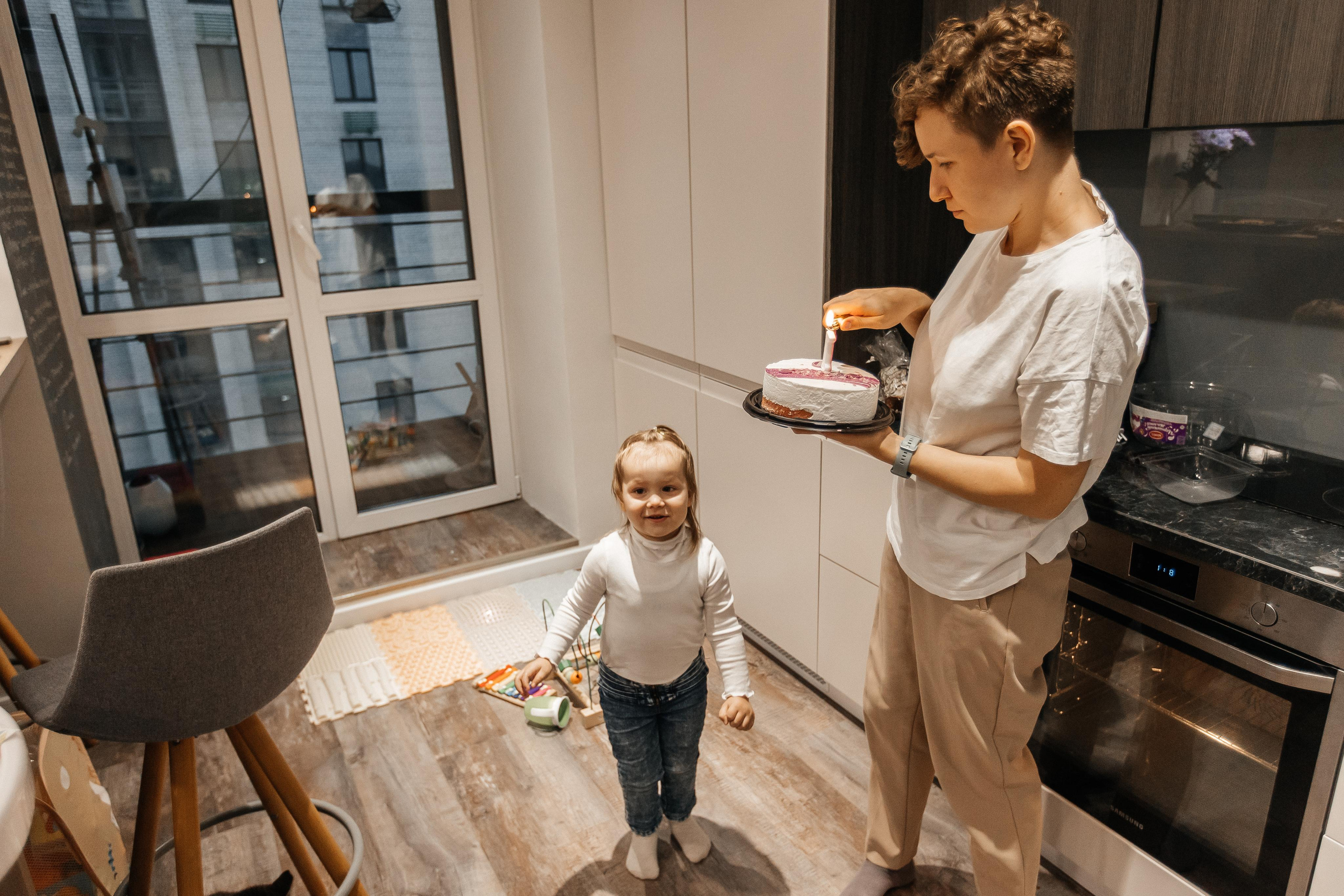 1 год дома. Фотограф Авилова Дарья ● Тюмень● Съемка больших семей ●Архив поколений