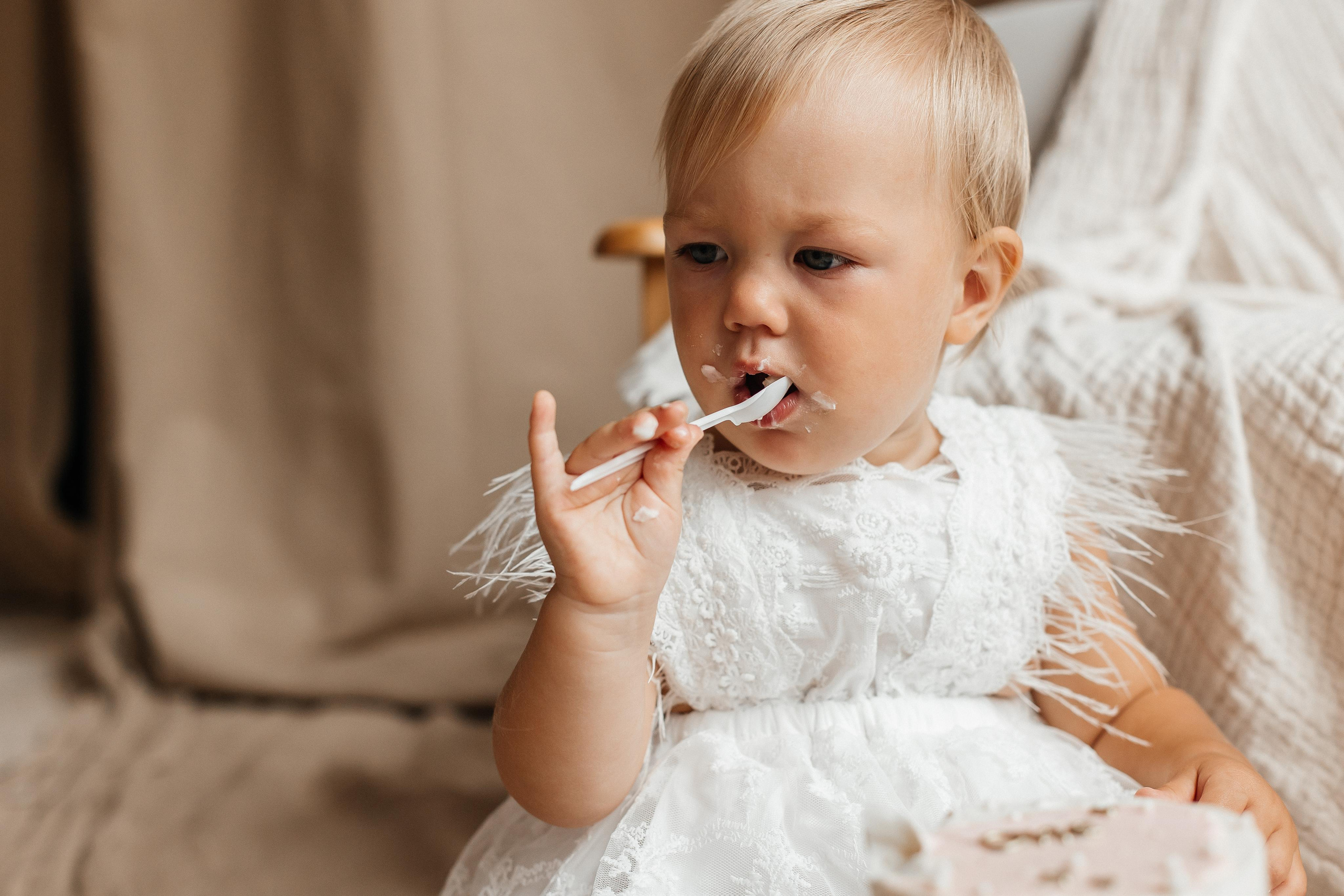 Семейная фотосессия (1 годик). Фотограф Авилова Дарья ● Тюмень● Съемка больших семей ●Архив поколений