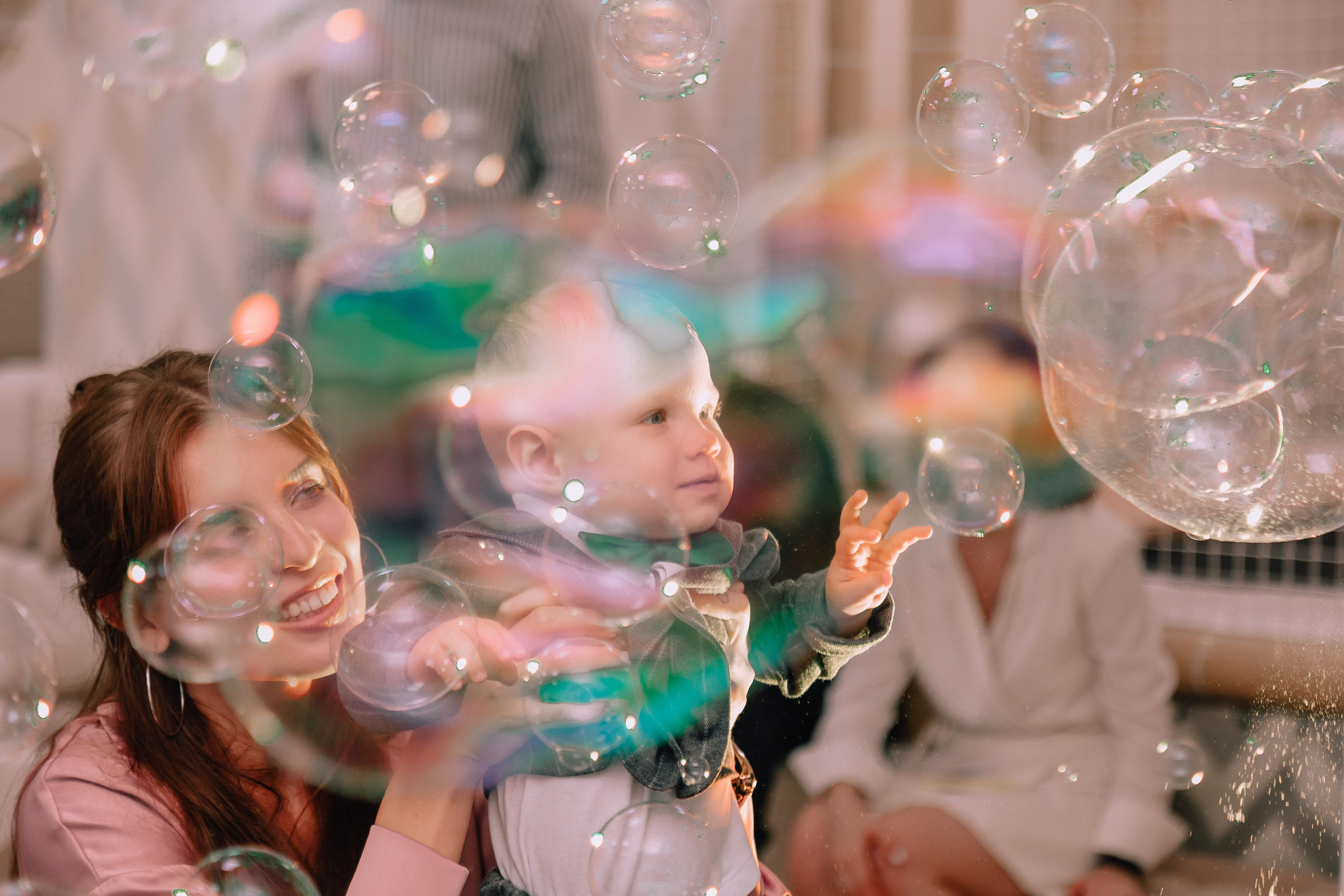 1 год в игровой. Фотограф Авилова Дарья ● Тюмень● Съемка больших семей ●Архив поколений