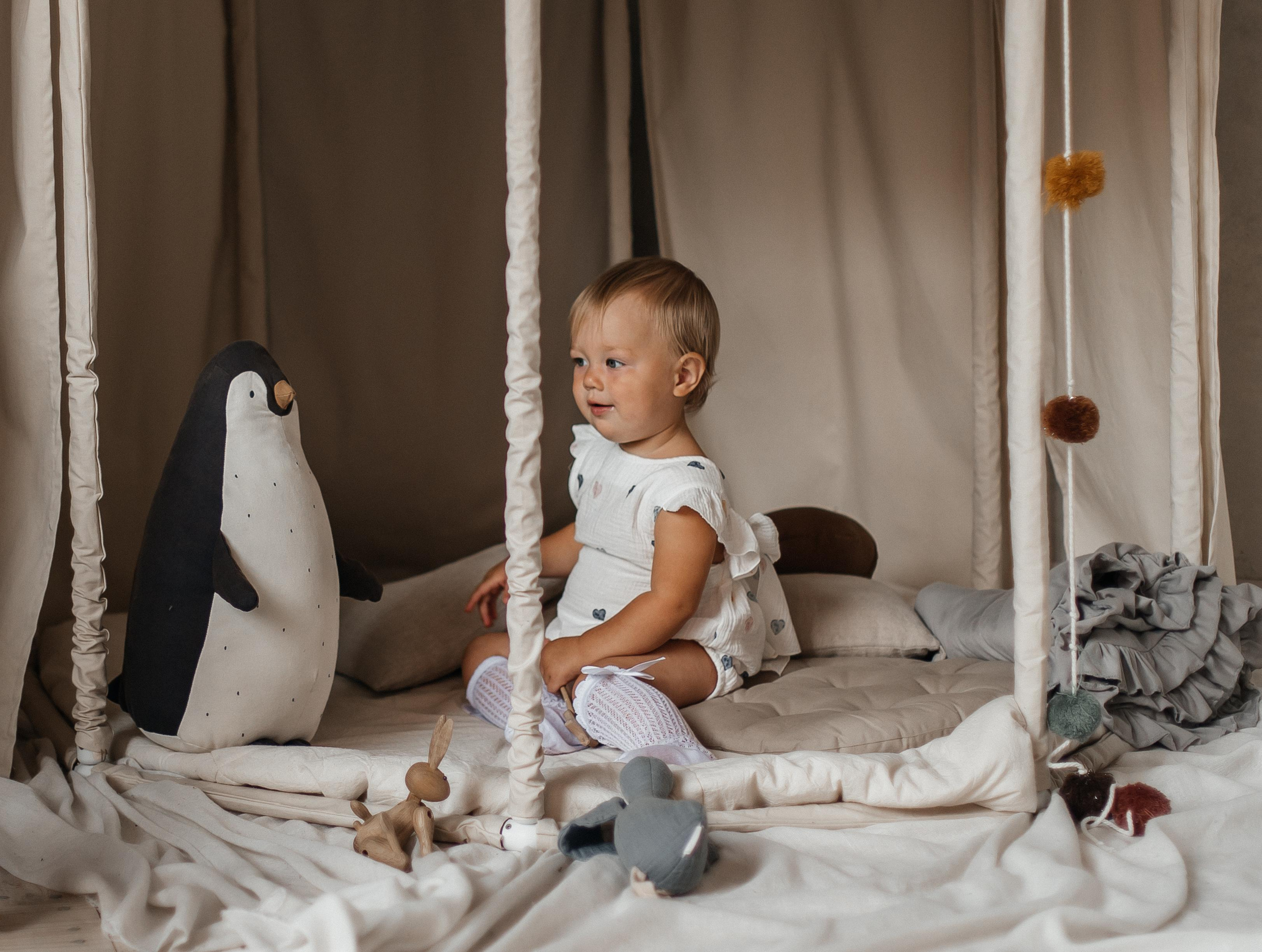 Семейная фотосессия (1 годик). Фотограф Авилова Дарья ● Тюмень● Съемка больших семей ●Архив поколений