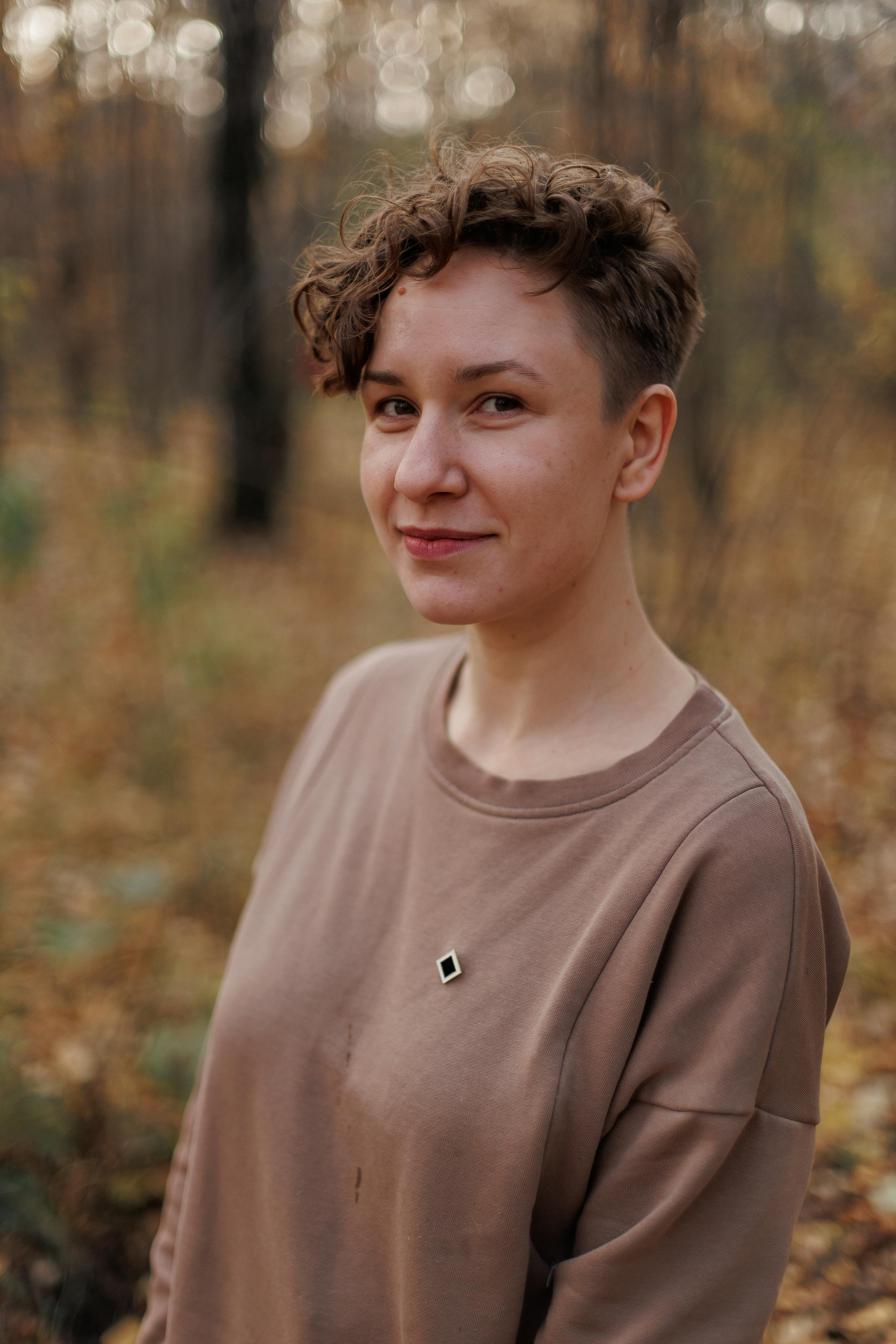 Мама и малыш (прогулка). Фотограф Авилова Дарья ● Тюмень● Съемка больших семей ●Архив поколений