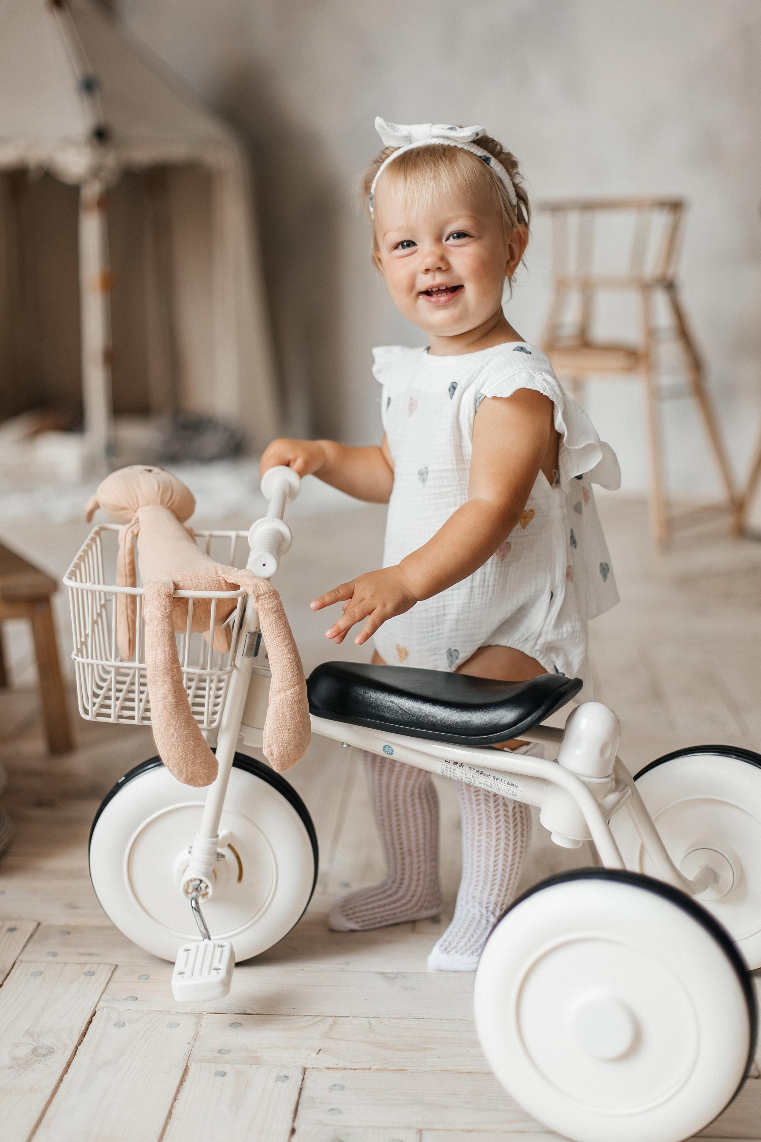 Семейная фотосессия (1 годик). Фотограф Авилова Дарья ● Тюмень● Съемка больших семей ●Архив поколений