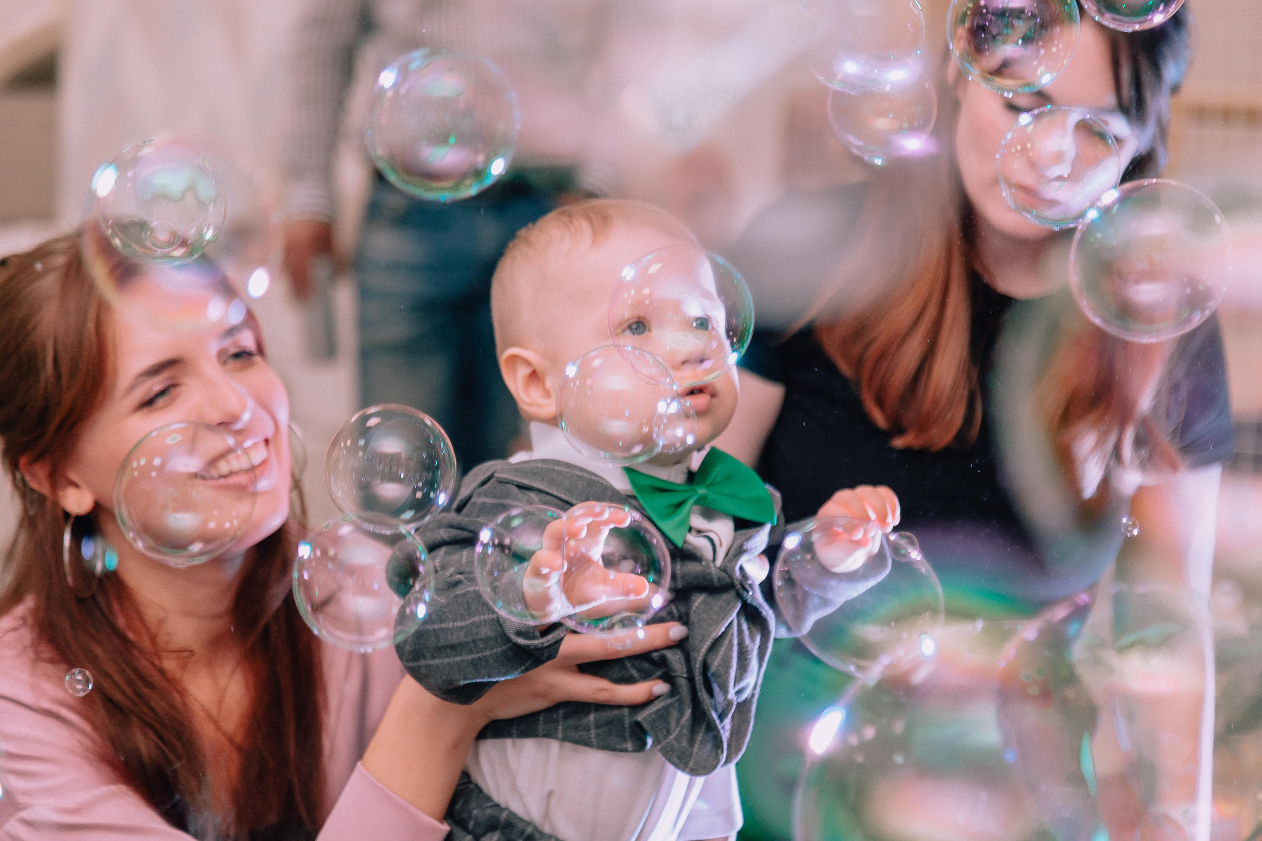 1 год в игровой. Фотограф Авилова Дарья ● Тюмень● Съемка больших семей ●Архив поколений