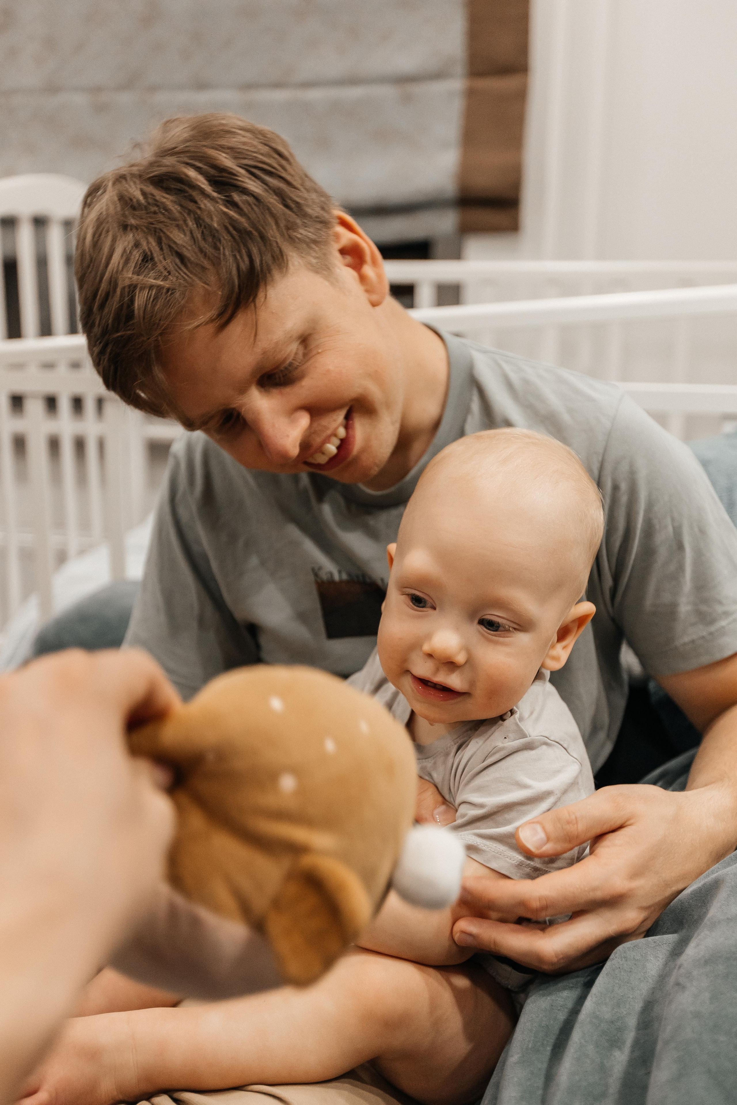 1 год дома. Фотограф Авилова Дарья ● Тюмень● Съемка больших семей ●Архив поколений