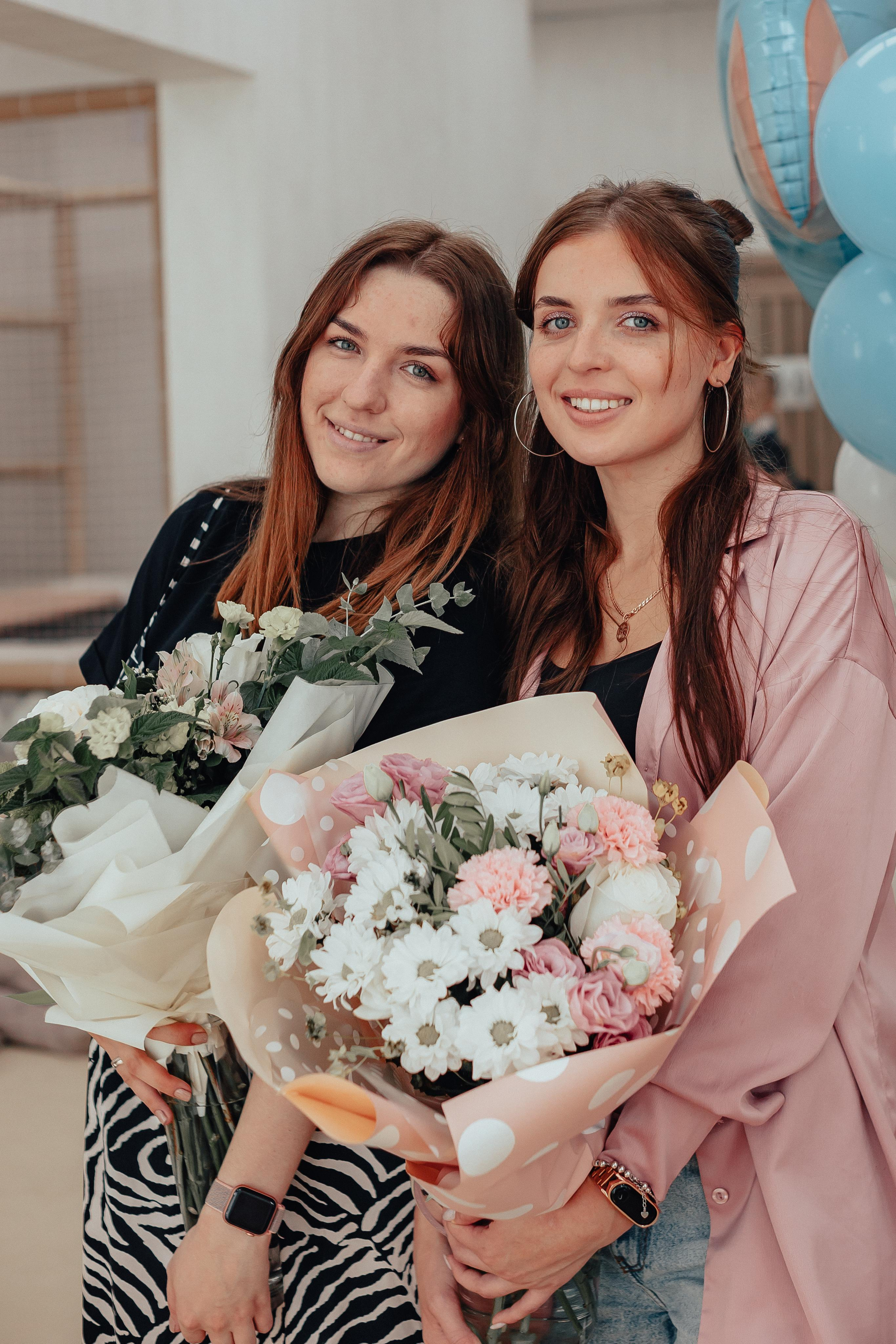 1 год в игровой. Фотограф Авилова Дарья ● Тюмень● Съемка больших семей ●Архив поколений