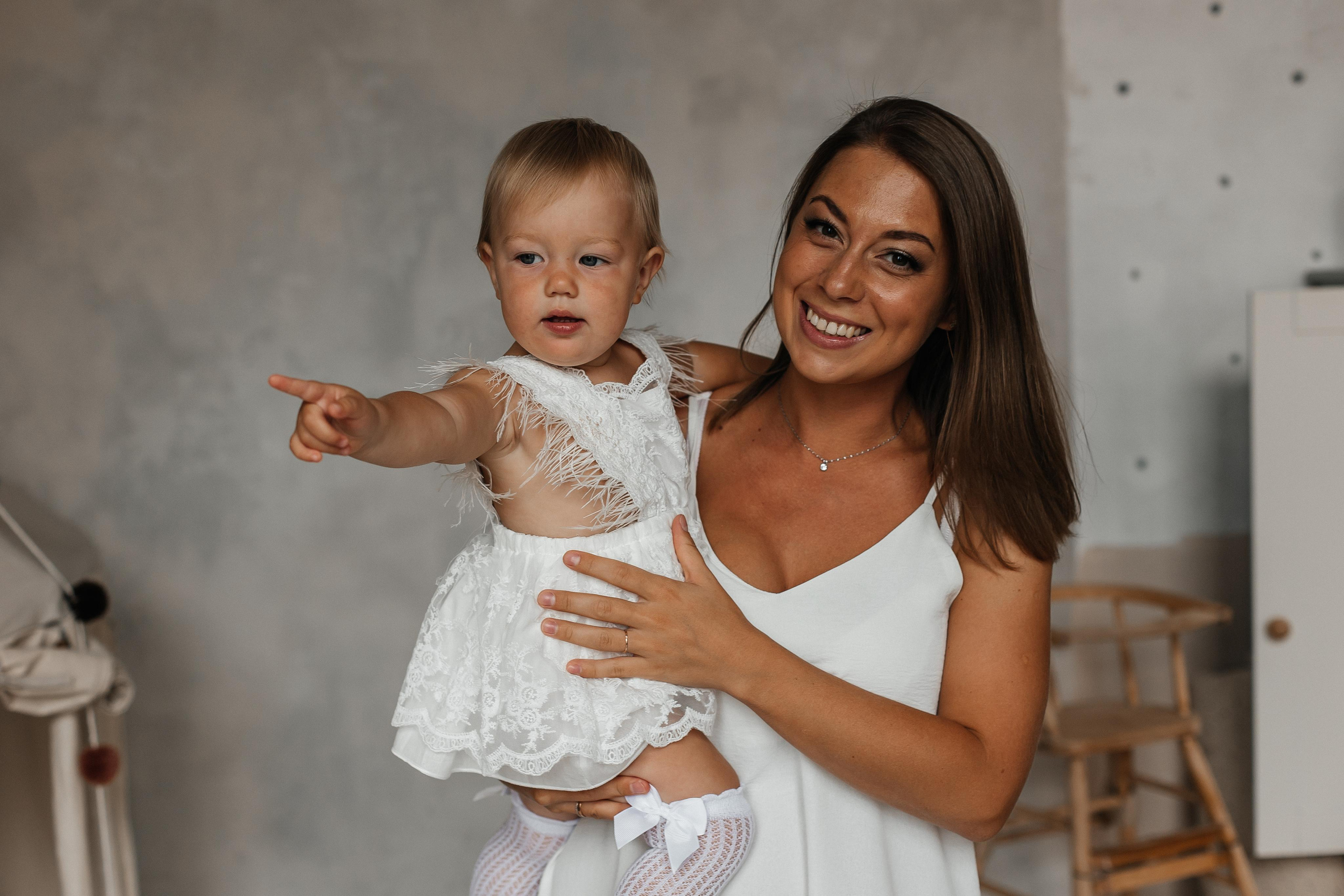 Семейная фотосессия (1 годик). Фотограф Авилова Дарья ● Тюмень● Съемка больших семей ●Архив поколений