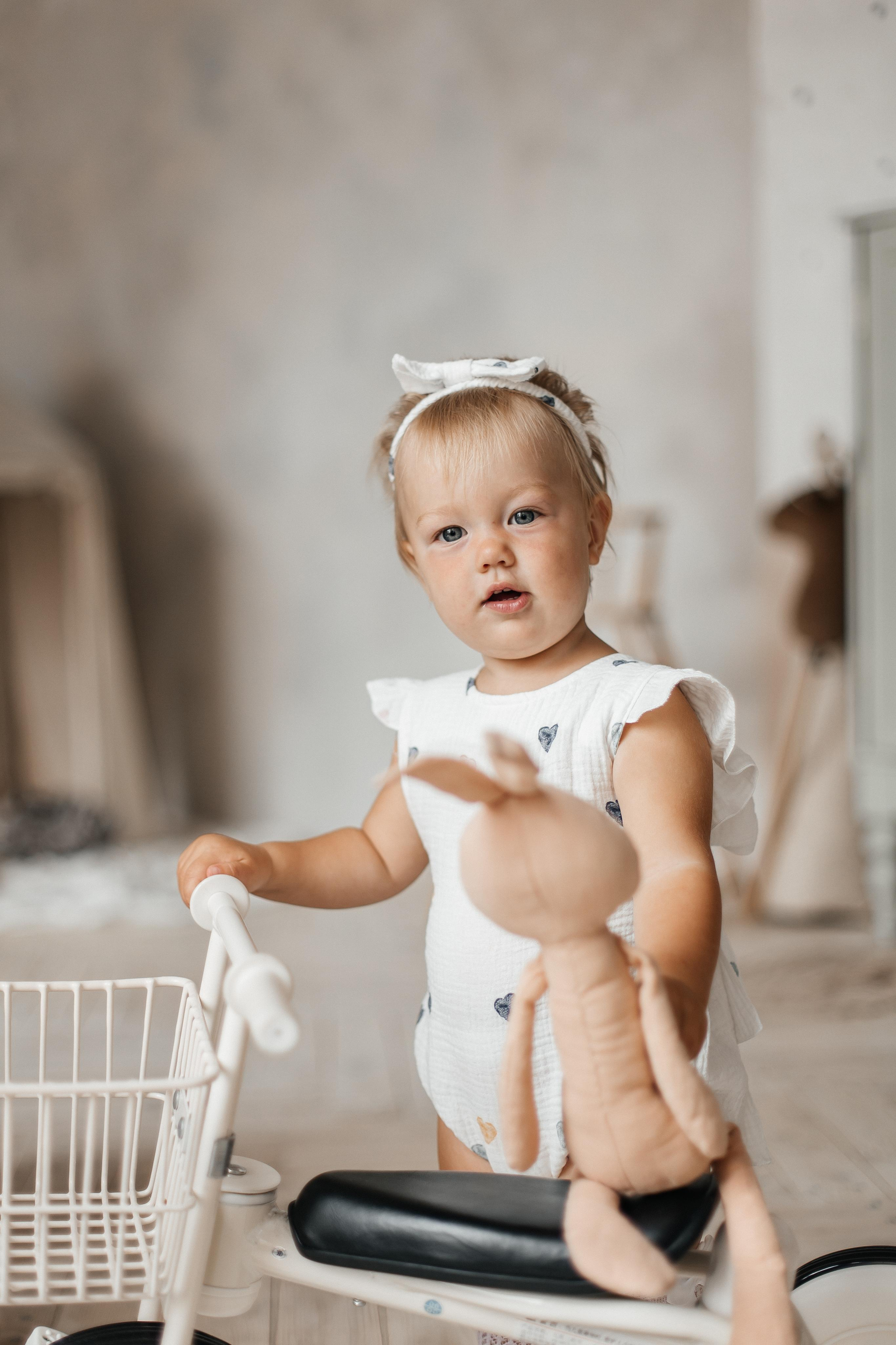 Семейная фотосессия (1 годик). Фотограф Авилова Дарья ● Тюмень● Съемка больших семей ●Архив поколений