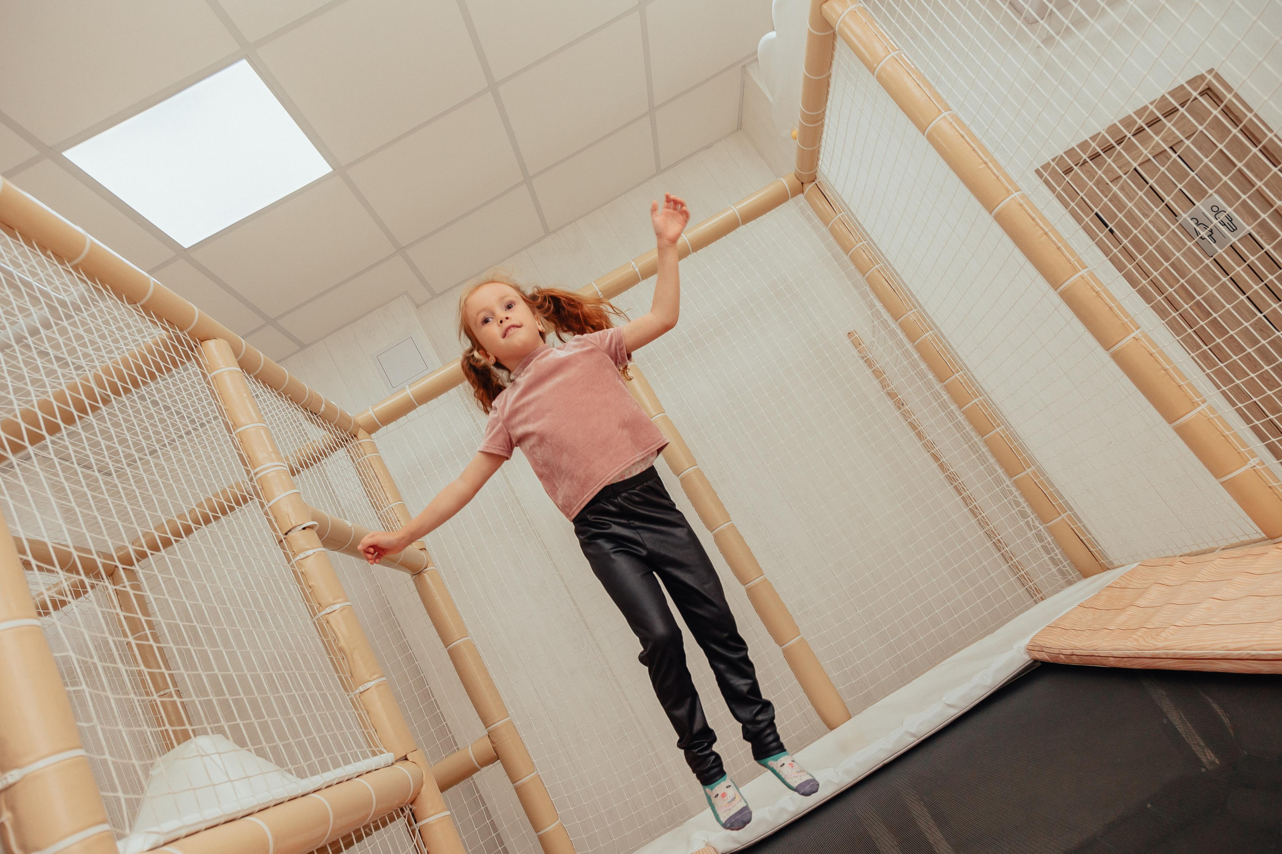 1 год в игровой. Фотограф Авилова Дарья ● Тюмень● Съемка больших семей ●Архив поколений