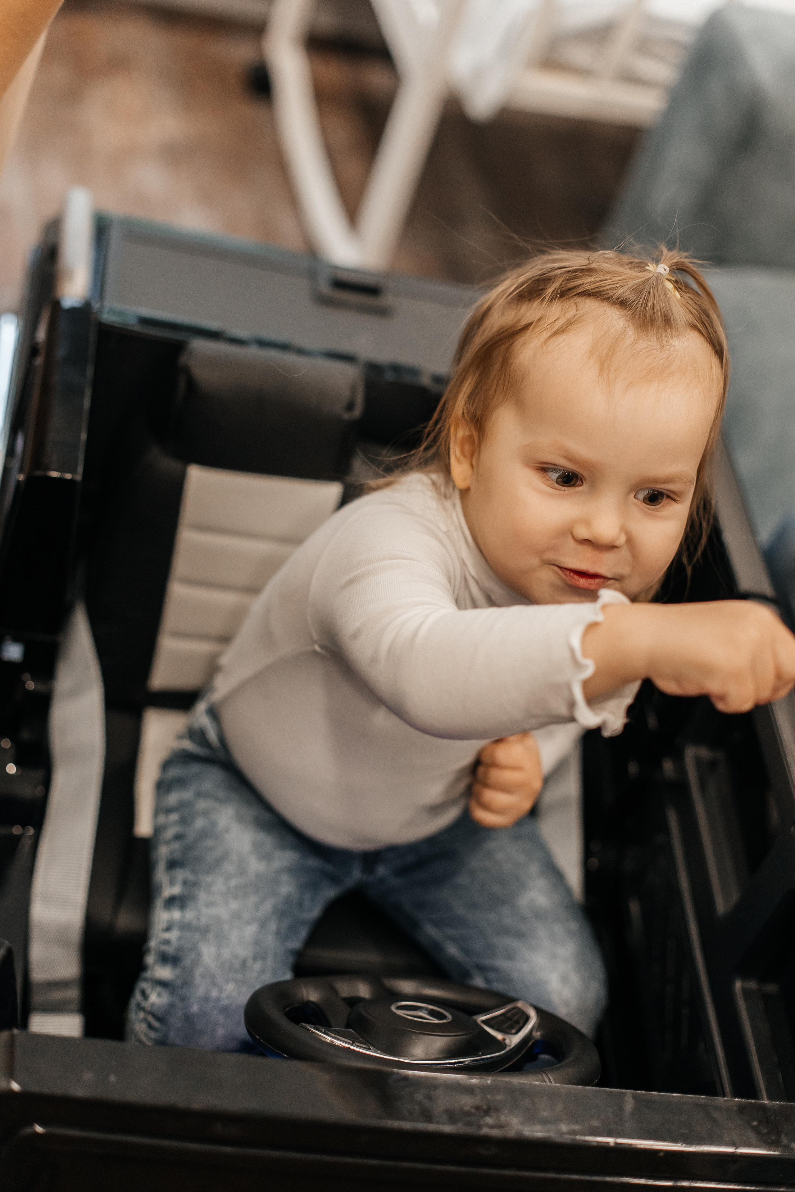 1 год дома. Фотограф Авилова Дарья ● Тюмень● Съемка больших семей ●Архив поколений