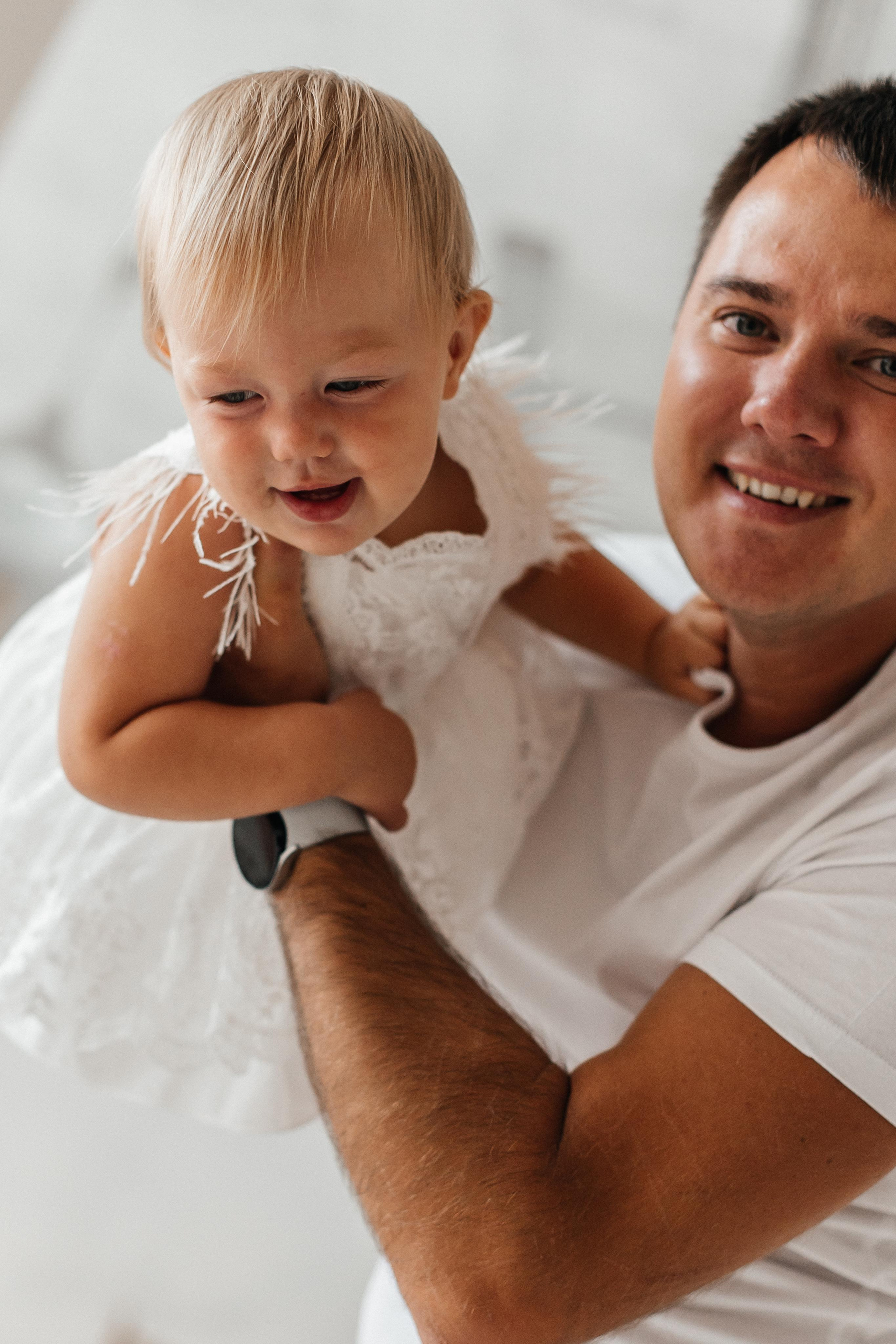 Семейная фотосессия (1 годик). Фотограф Авилова Дарья ● Тюмень● Съемка больших семей ●Архив поколений