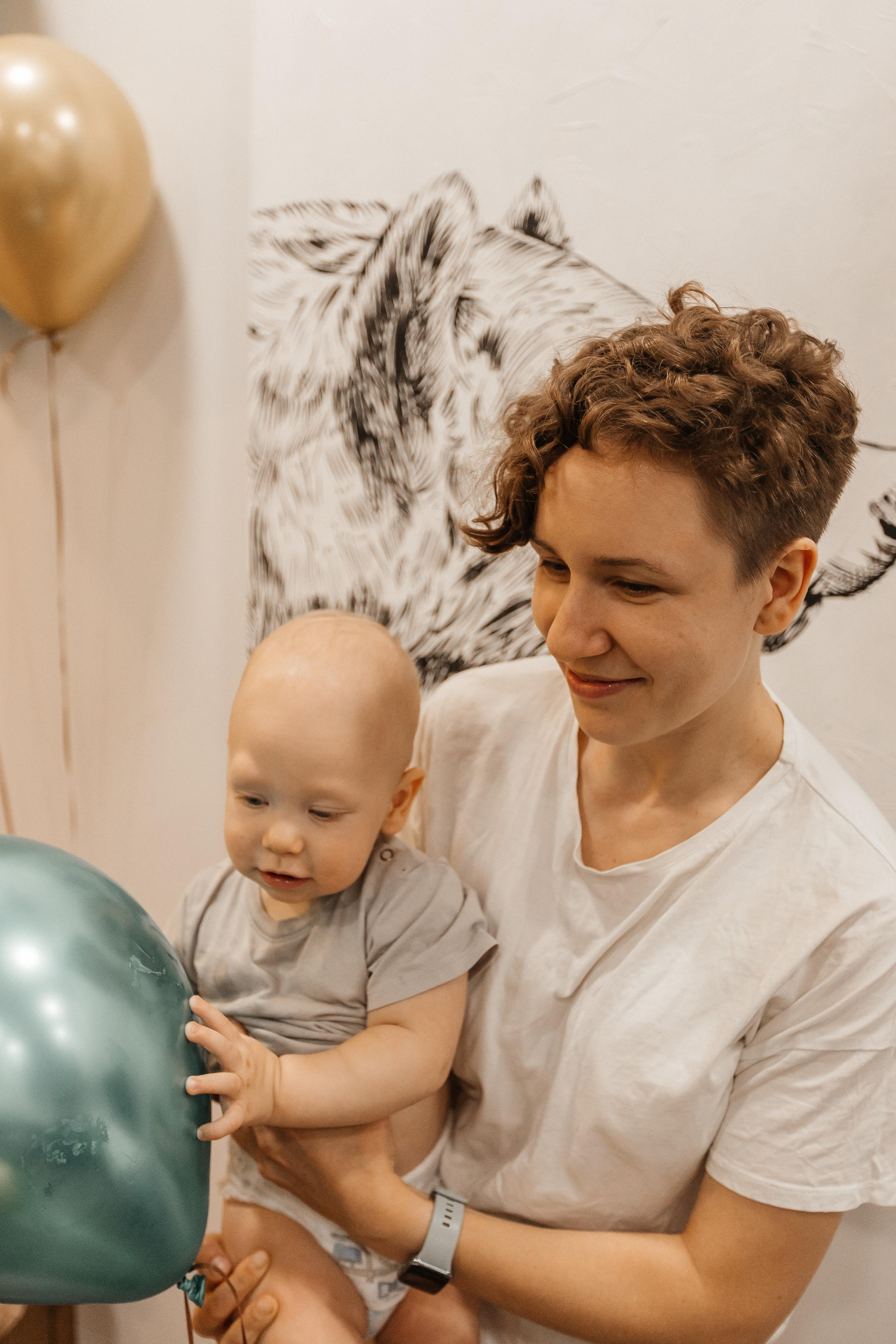 1 год дома. Фотограф Авилова Дарья ● Тюмень● Съемка больших семей ●Архив поколений