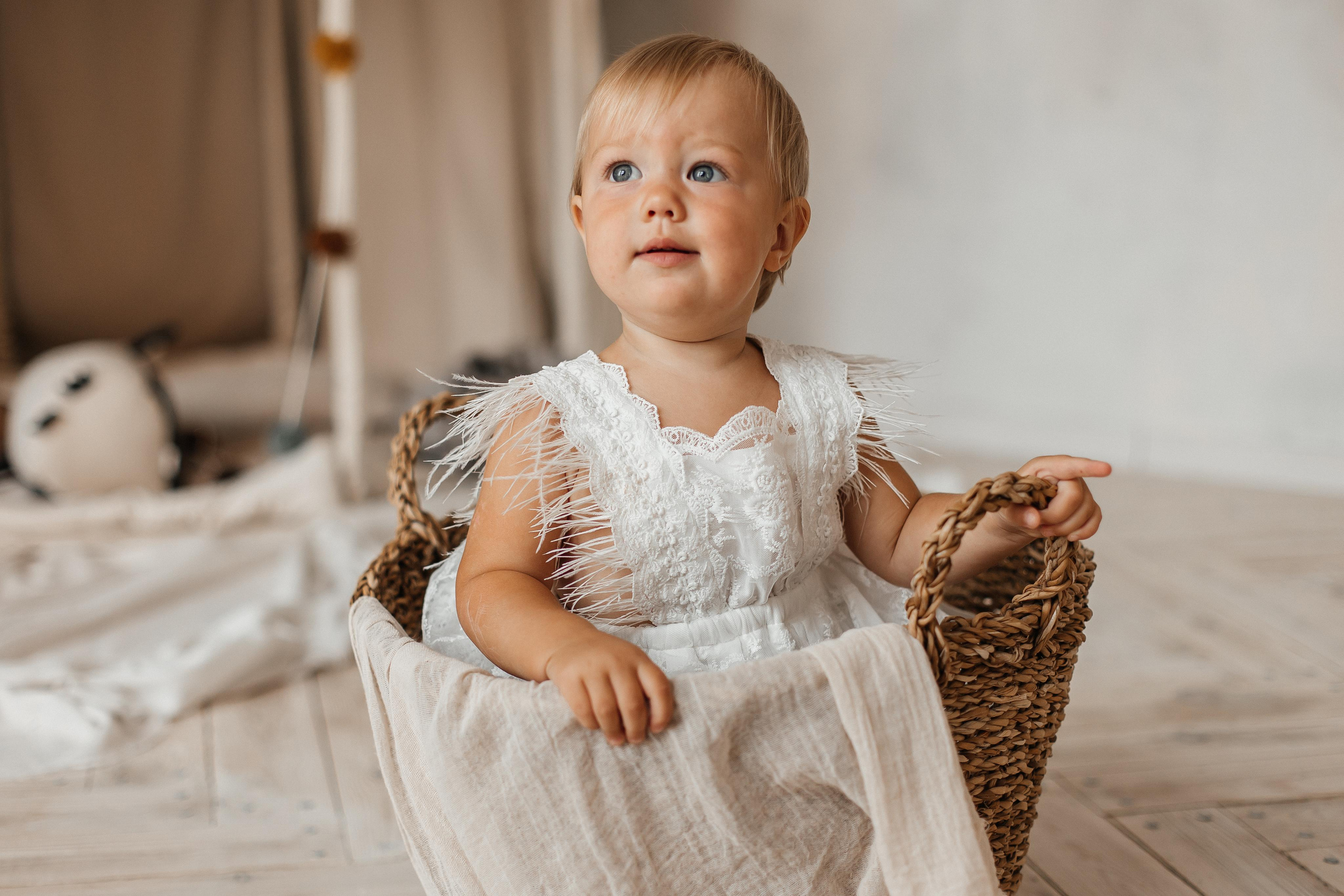 Семейная фотосессия (1 годик). Фотограф Авилова Дарья ● Тюмень● Съемка больших семей ●Архив поколений