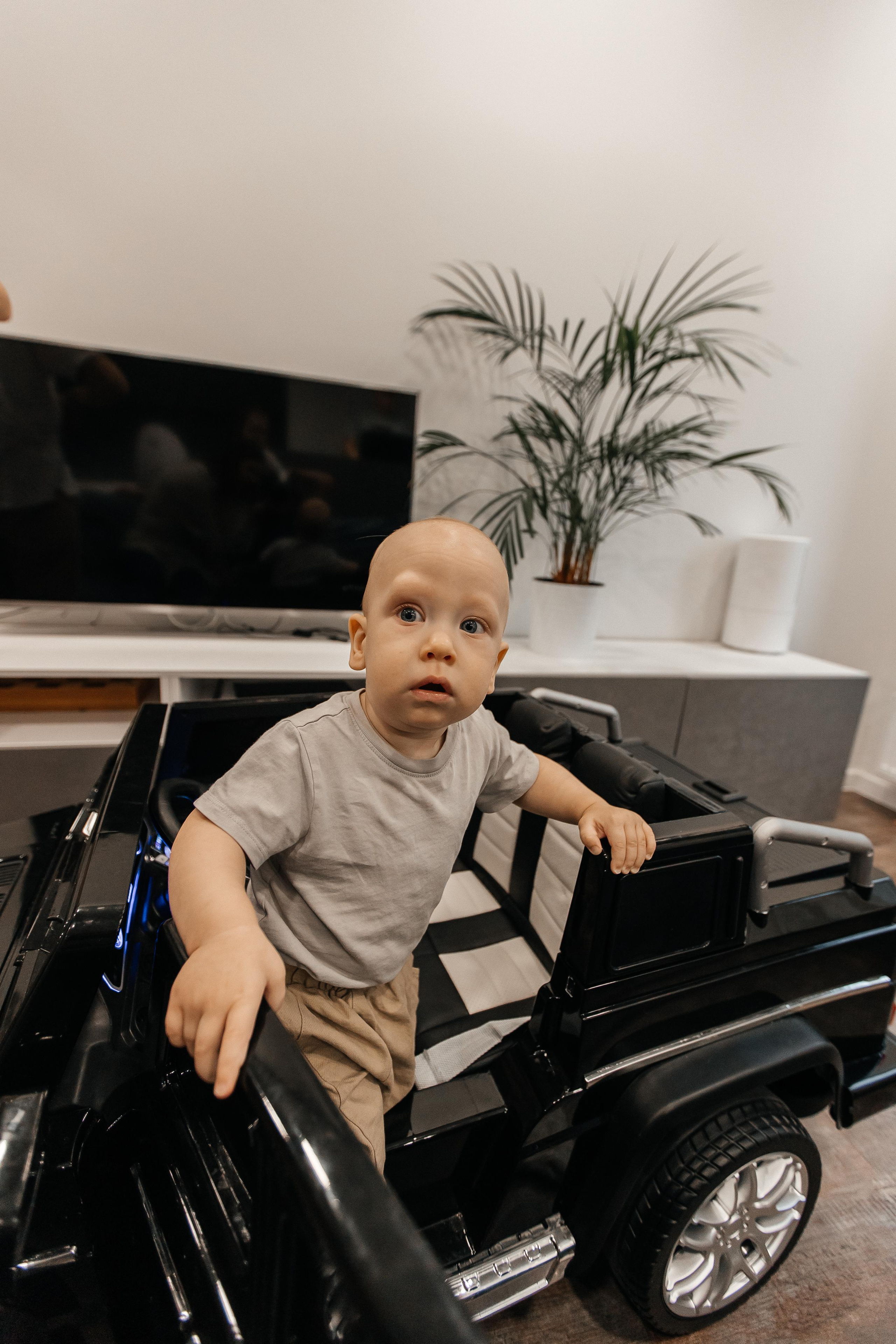 1 год дома. Фотограф Авилова Дарья ● Тюмень● Съемка больших семей ●Архив поколений