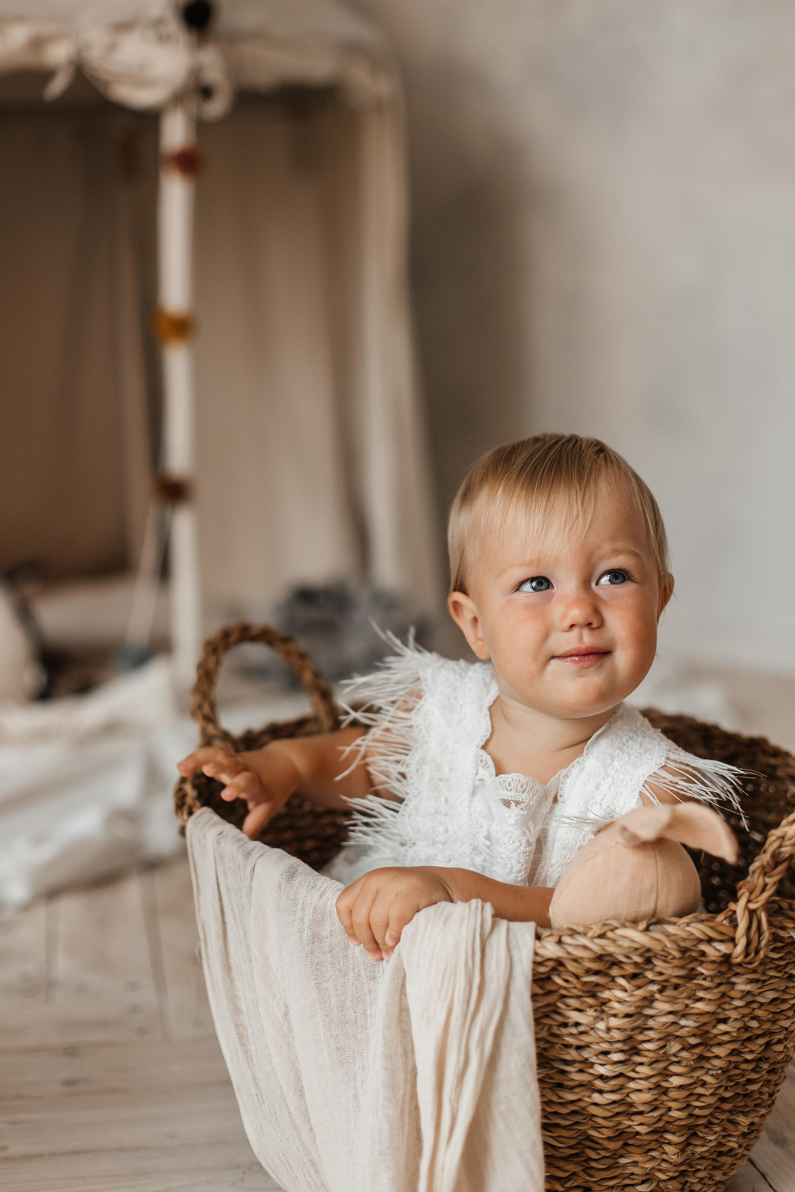 Семейная фотосессия (1 годик). Фотограф Авилова Дарья ● Тюмень● Съемка больших семей ●Архив поколений