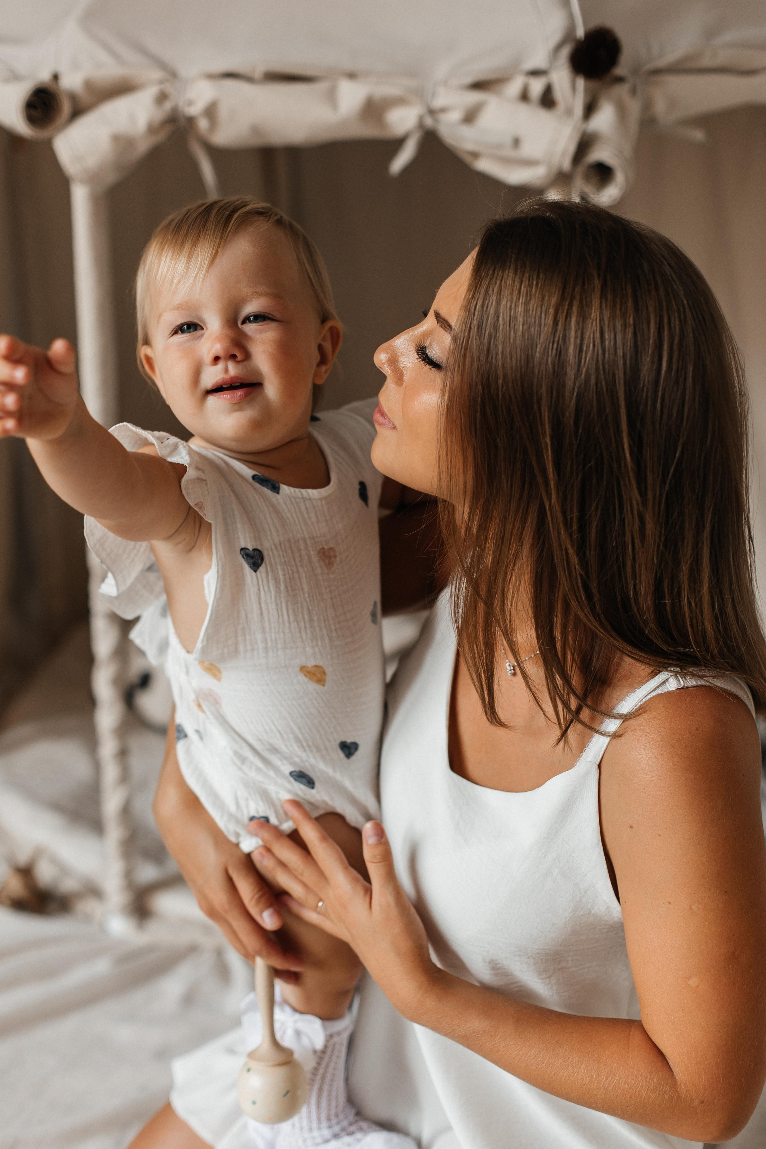 Семейная фотосессия (1 годик). Фотограф Авилова Дарья ● Тюмень● Съемка больших семей ●Архив поколений
