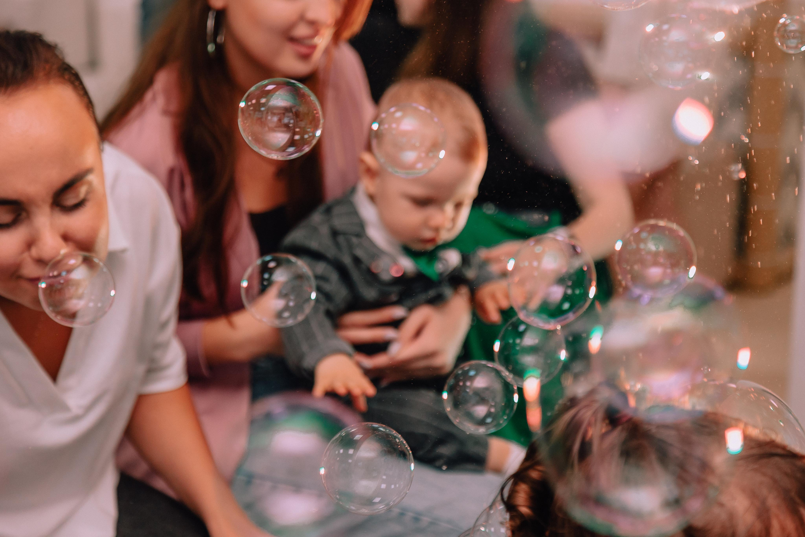 1 год в игровой. Фотограф Авилова Дарья ● Тюмень● Съемка больших семей ●Архив поколений