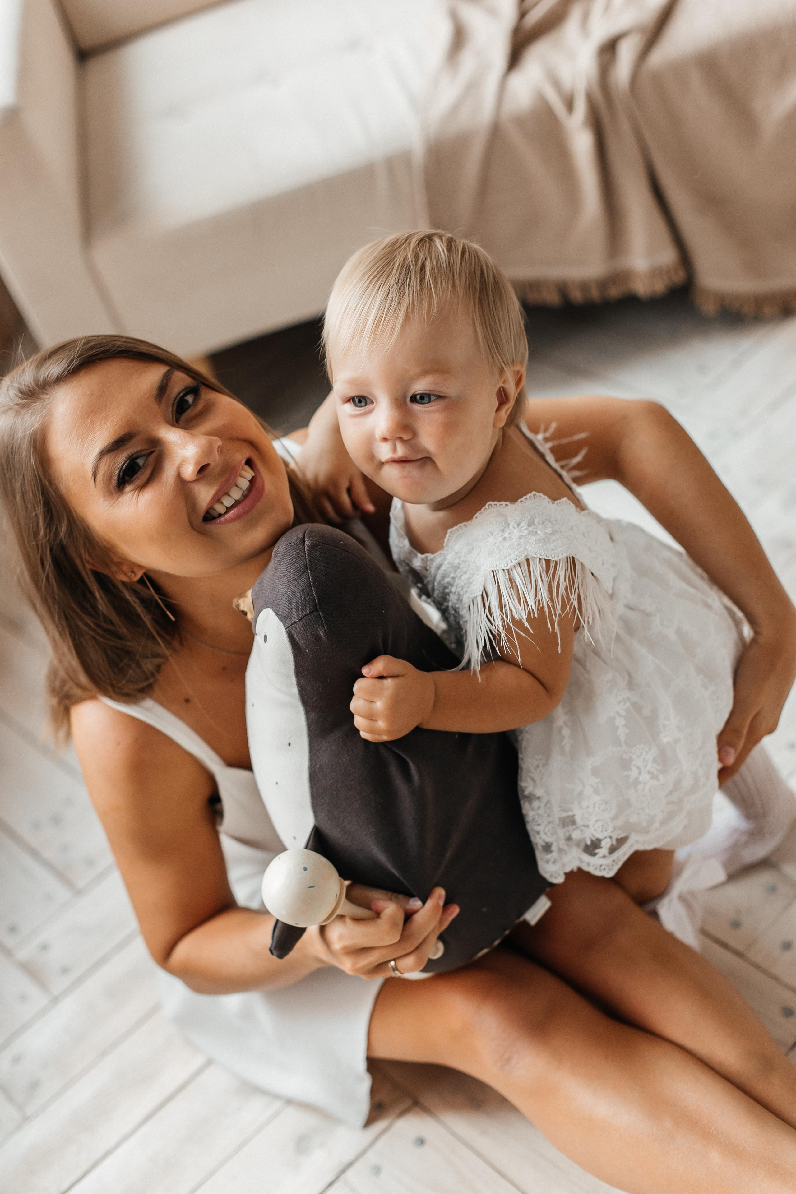 Семейная фотосессия (1 годик). Фотограф Авилова Дарья ● Тюмень● Съемка больших семей ●Архив поколений